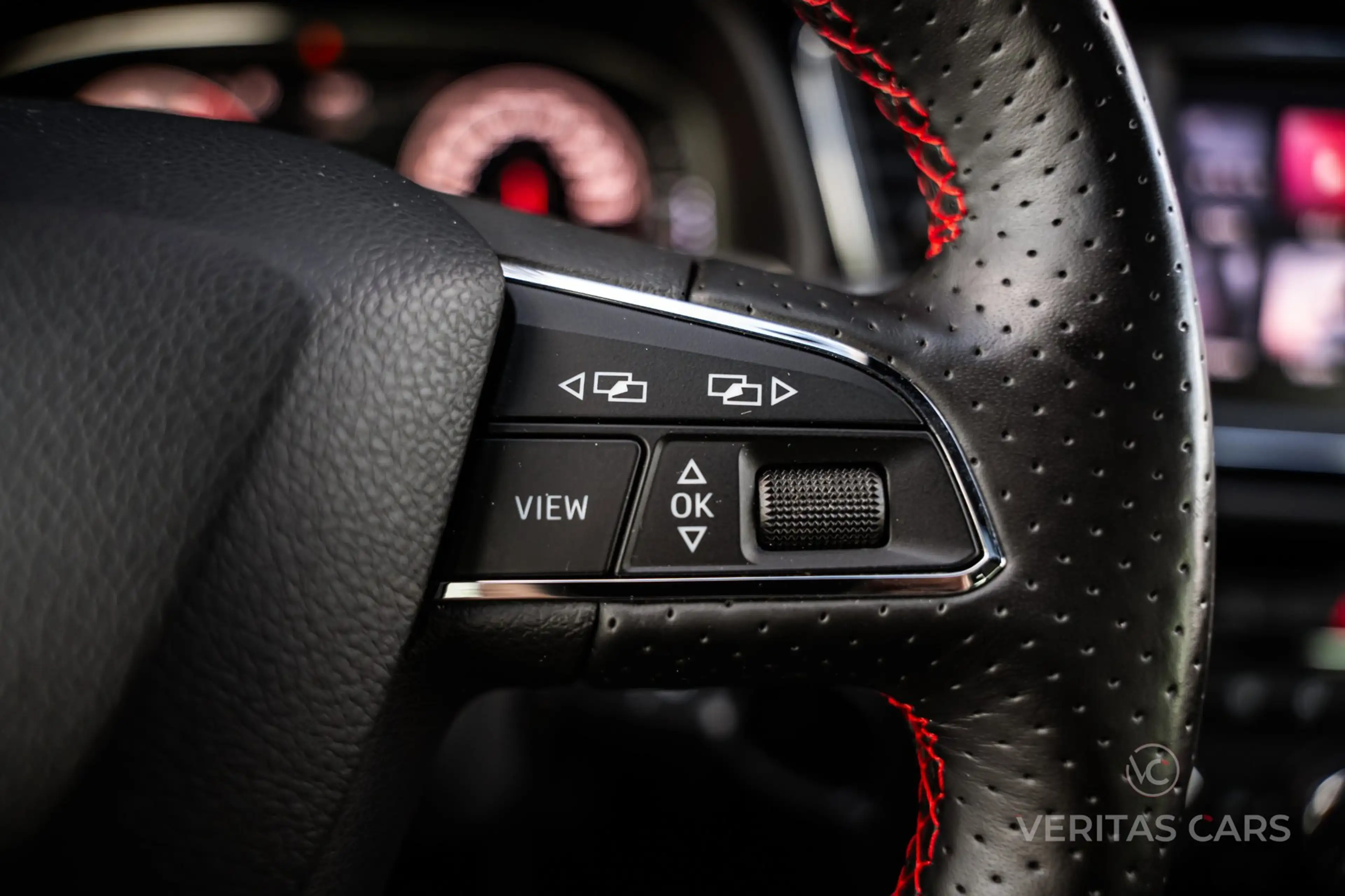 SEAT Leon ST 1.8 TSI FR 180PK|Pano|Beats|Camera|Drive Profil — photo 41