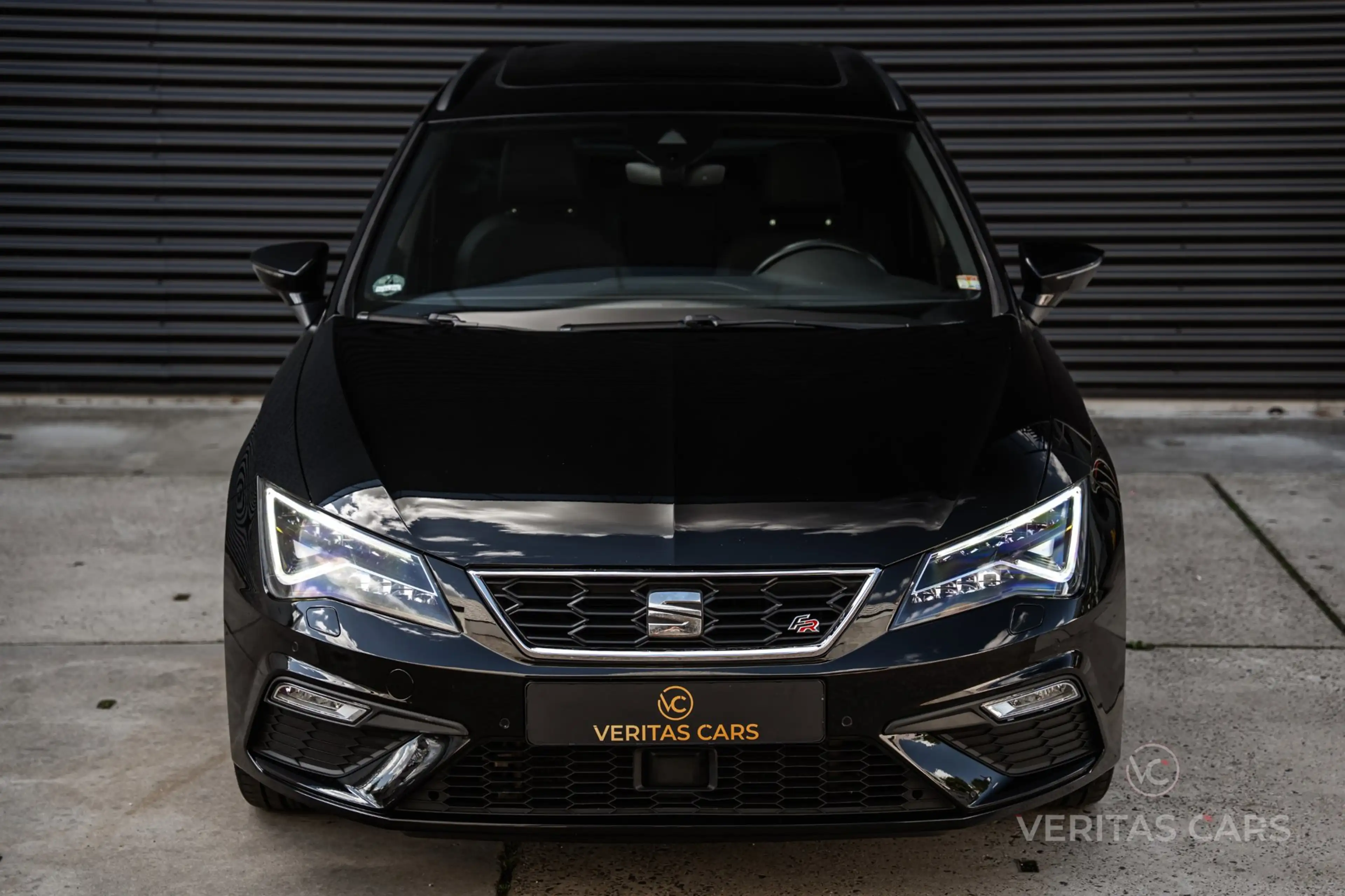 SEAT Leon ST 1.8 TSI FR 180PK|Pano|Beats|Camera|Drive Profil — photo 2
