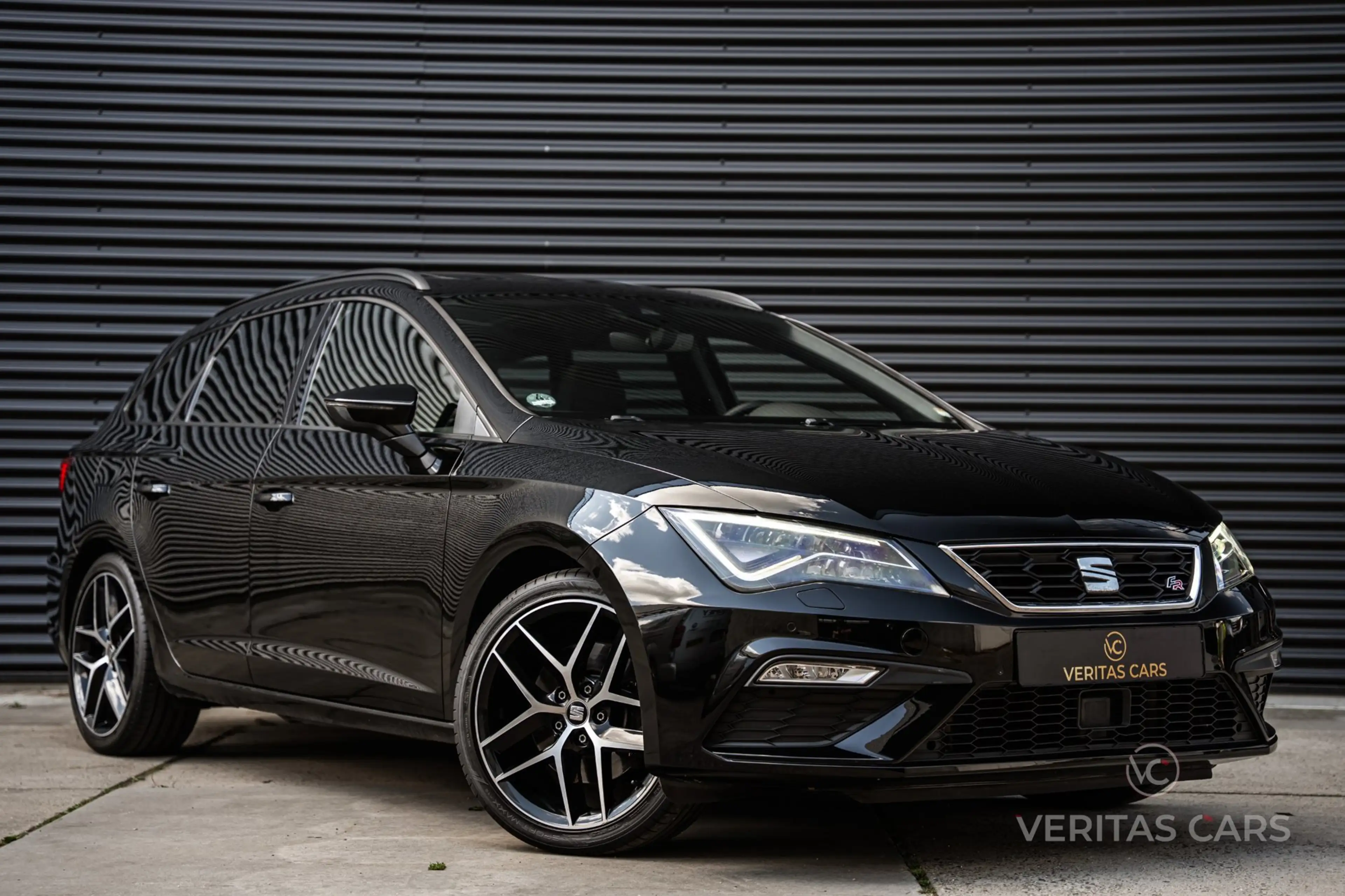 SEAT Leon ST 1.8 TSI FR 180PK|Pano|Beats|Camera|Drive Profil — photo 3