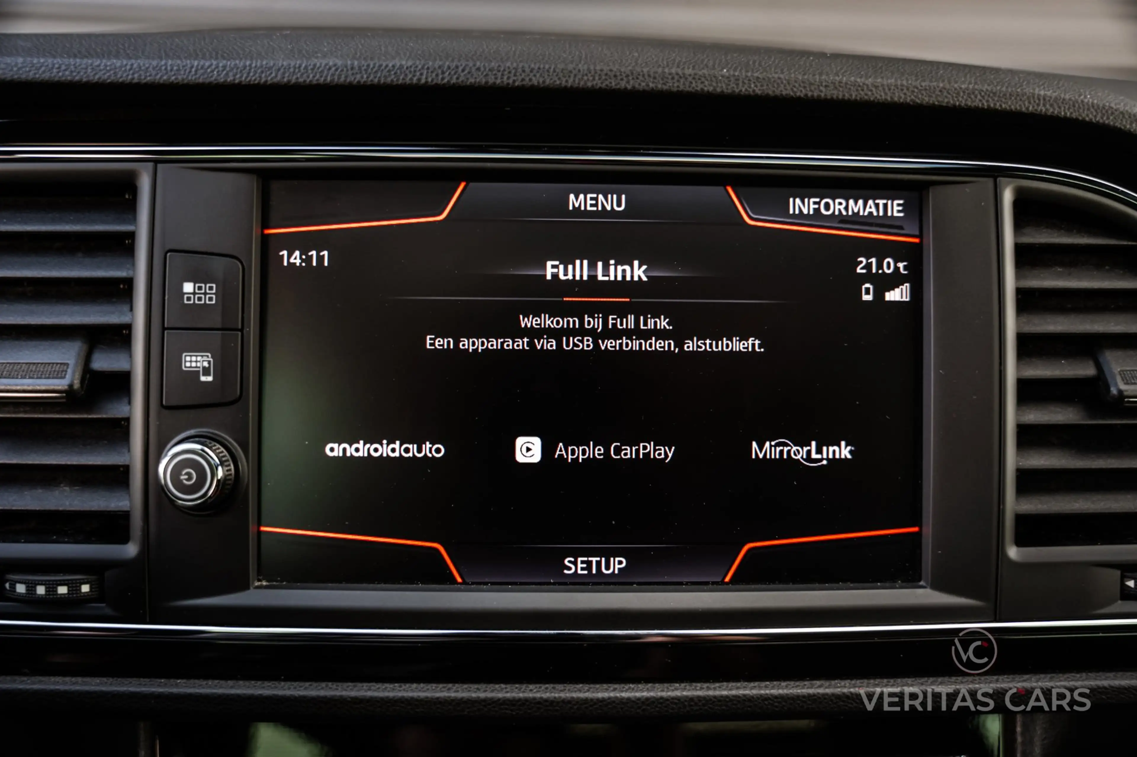 SEAT Leon ST 1.8 TSI FR 180PK|Pano|Beats|Camera|Drive Profil — photo 16