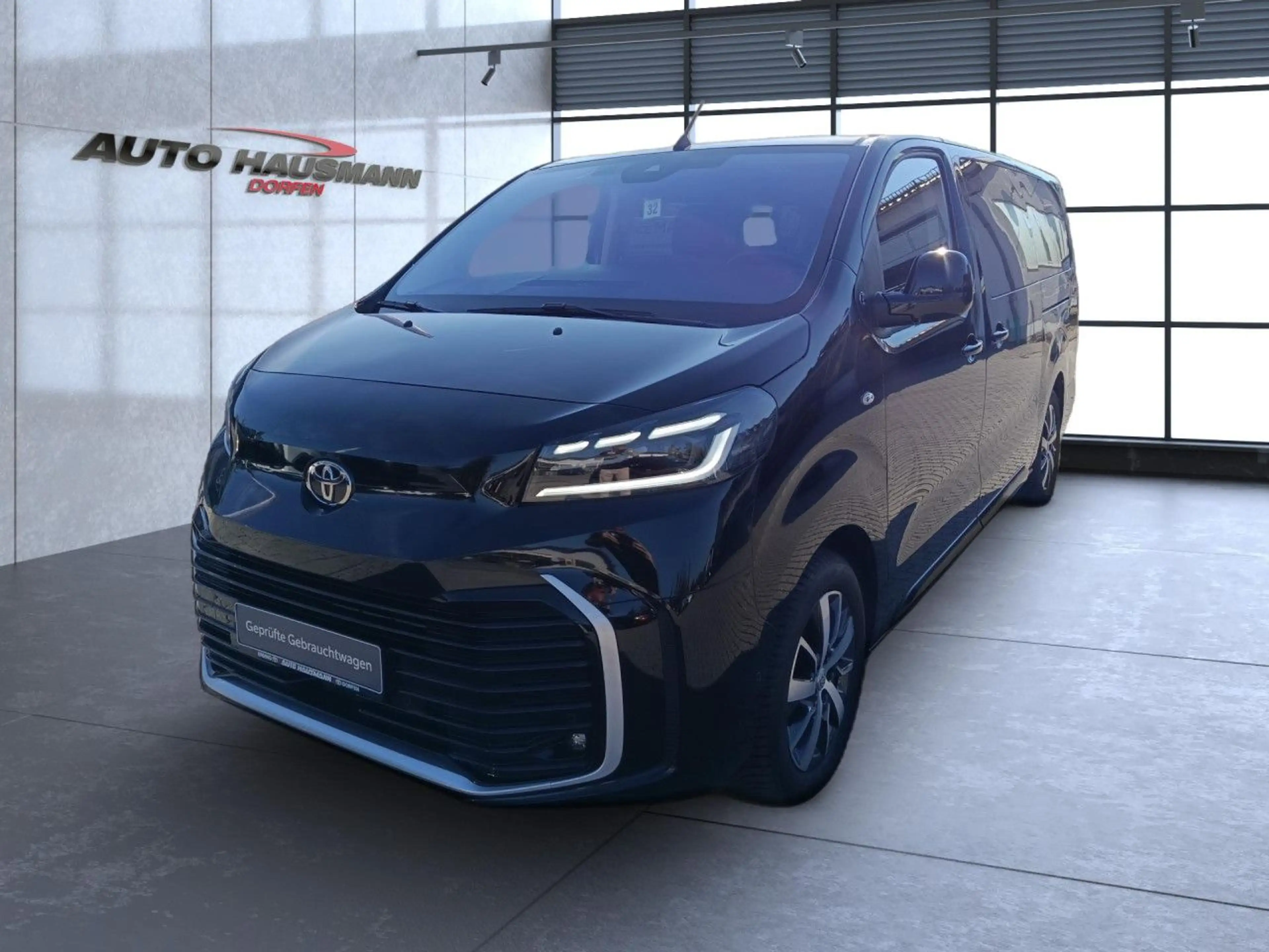 Toyota Proace Verso 2.0 D-4D L2 Team D 177PS Automatik — photo 2