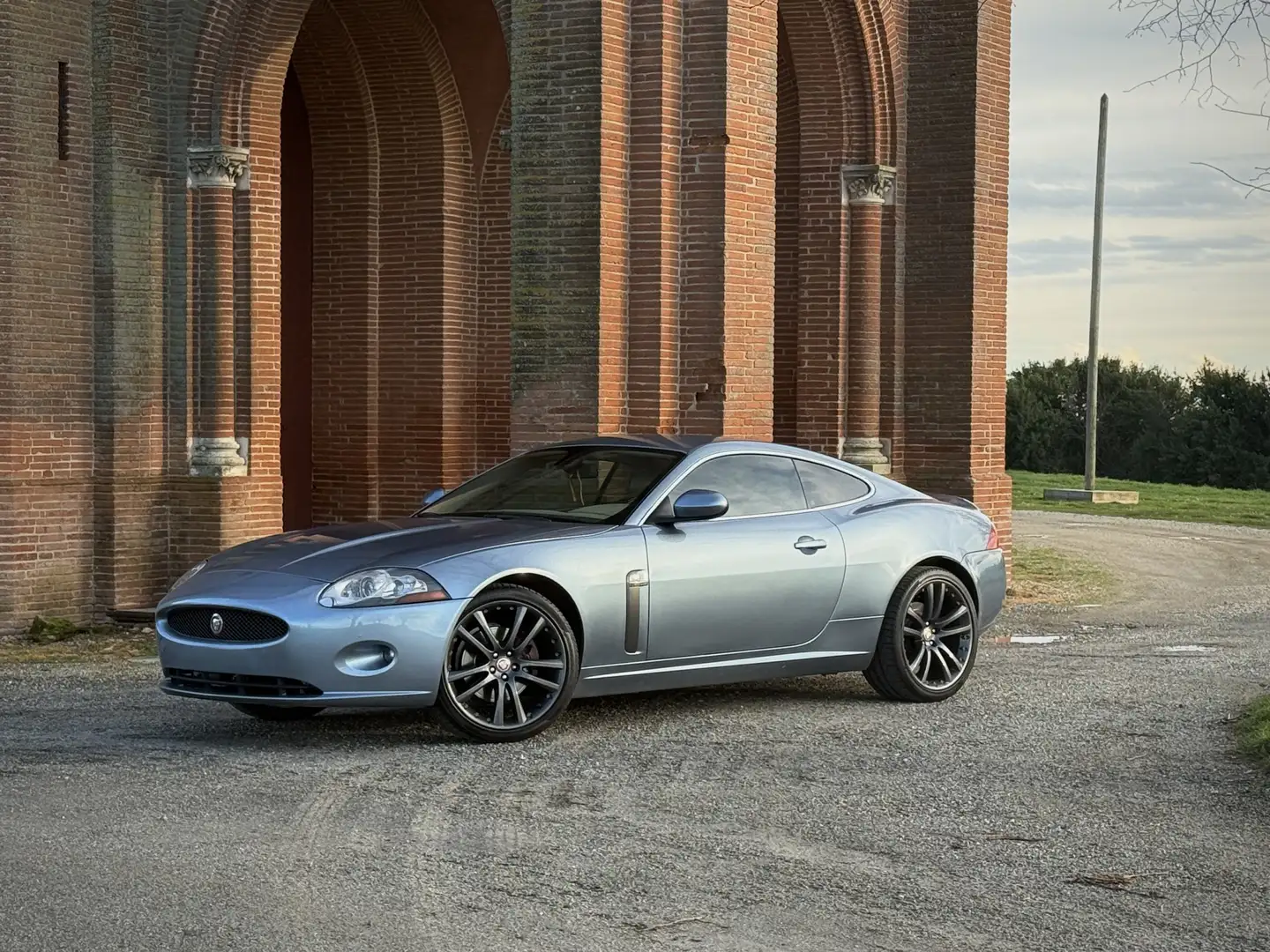 Jaguar XK XK Coupé 4.2L V8 Aut. Azul - 1