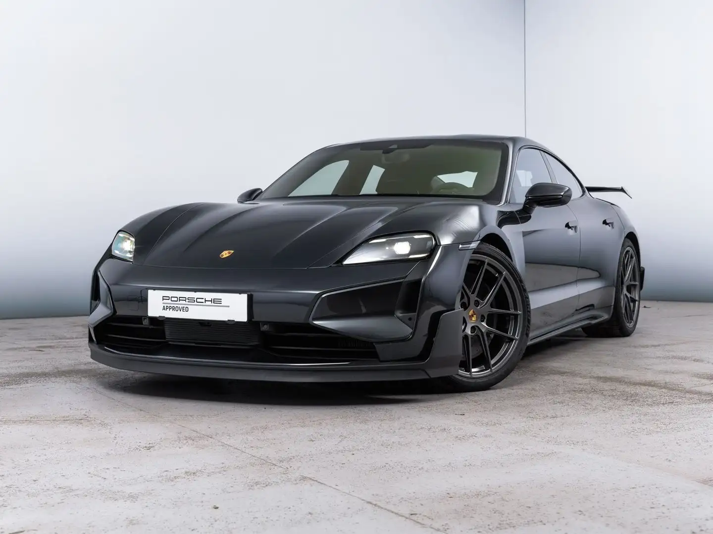 Porsche Taycan Turbo GT mit Weissach-Paket Grau - 1