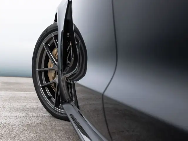 Porsche Taycan Turbo GT mit Weissach-Paket Ansicht 9