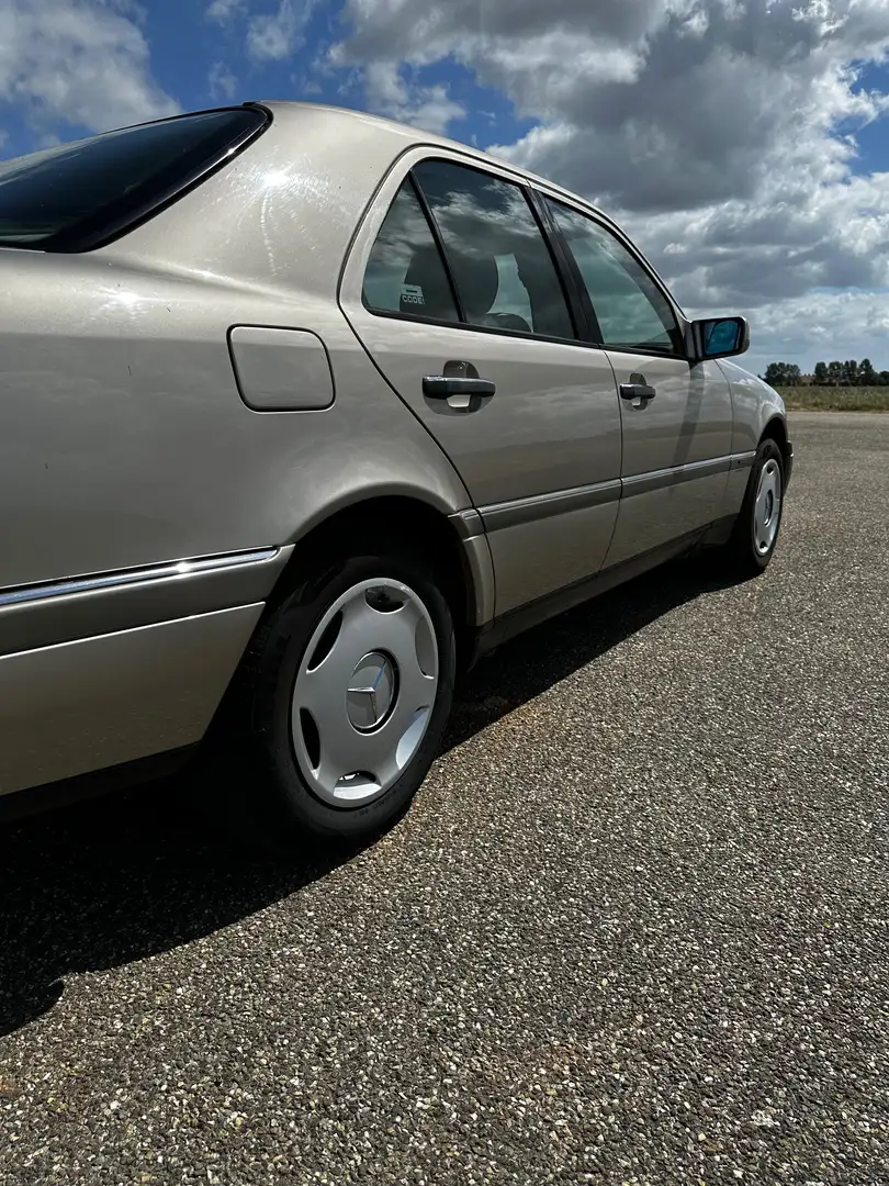 Mercedes-Benz C 180 C 180 Classic - 2