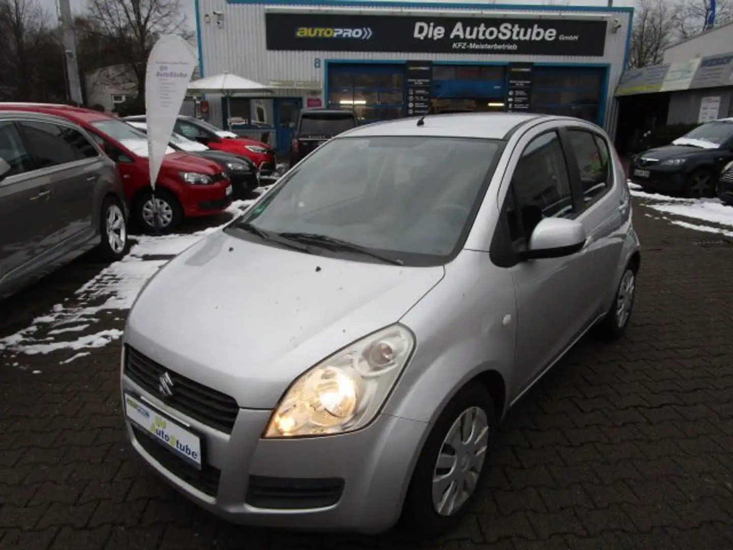 Suzuki Splash 5-Trg.-Basic-ABS-ESP-Met-KLima-Servol.-Wi.-Reifen! Plateado - 1