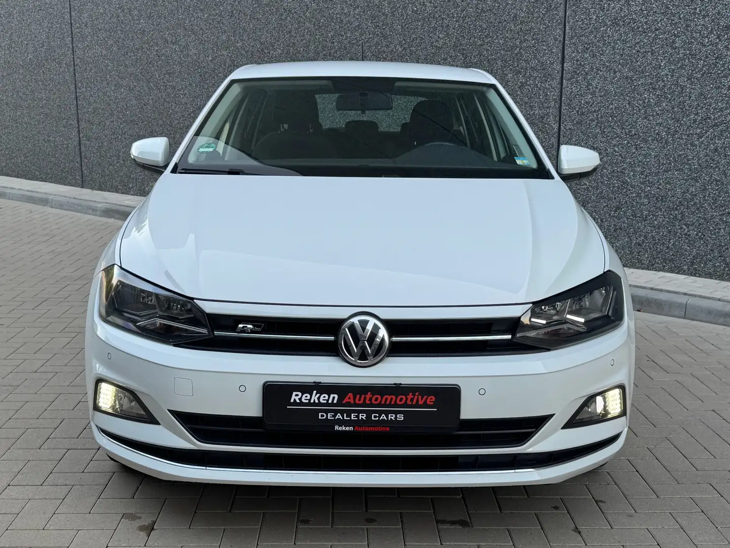 Volkswagen Polo 1.0 TSI R-Line Navi Cruise Dealeronderh Wit - 2