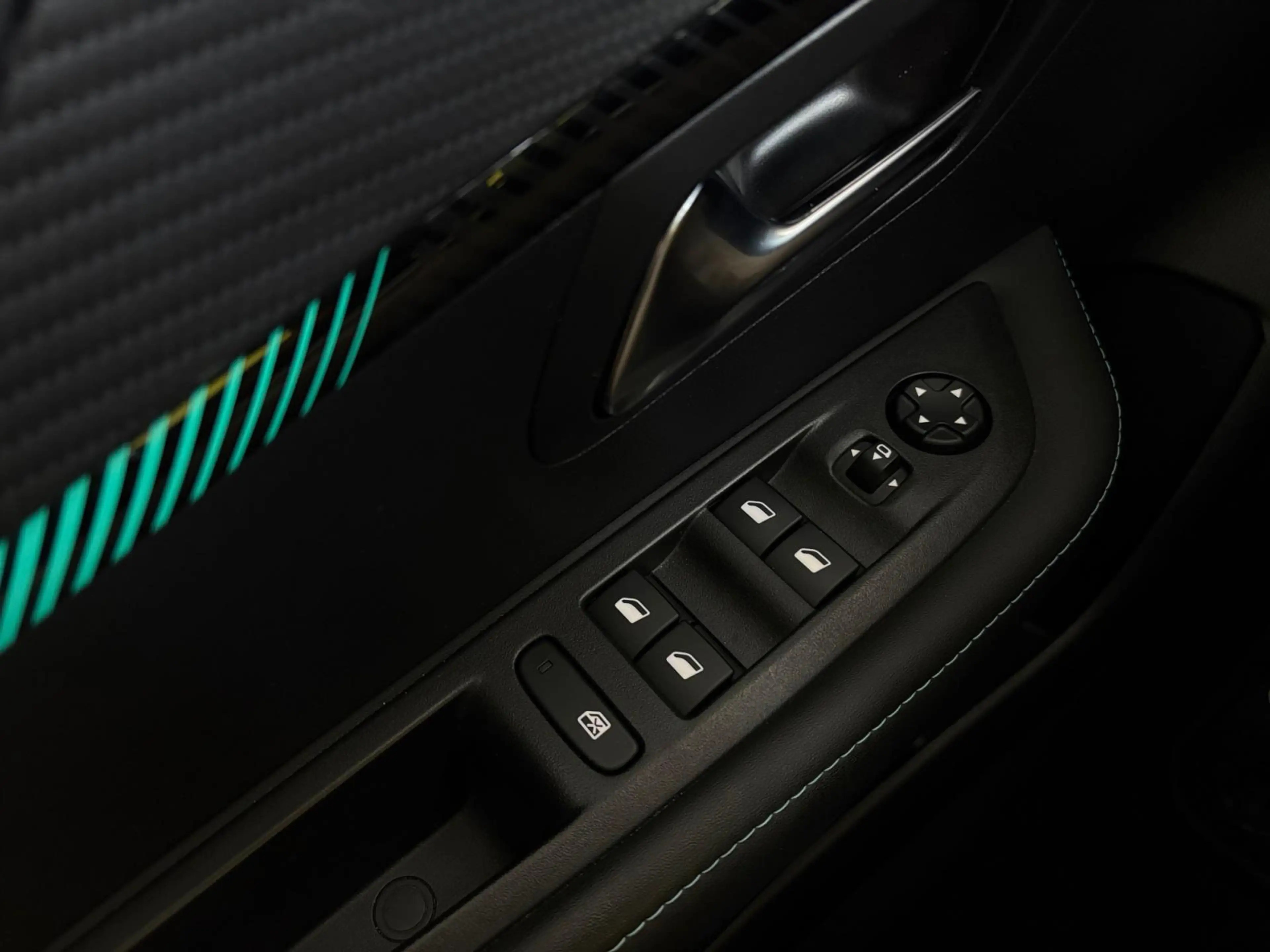Peugeot e-208 Allure Pack EV 3-FASEN 50kWh 136pk KEYLESS ENTRY | — photo 10