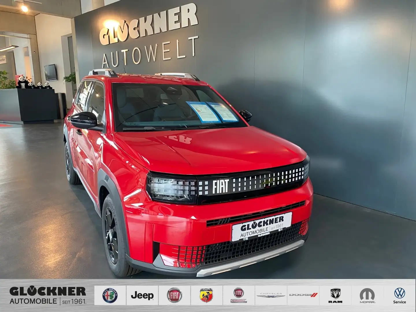 Fiat Grande Panda ICON Hybrid 1.2 eDCT Rood - 1