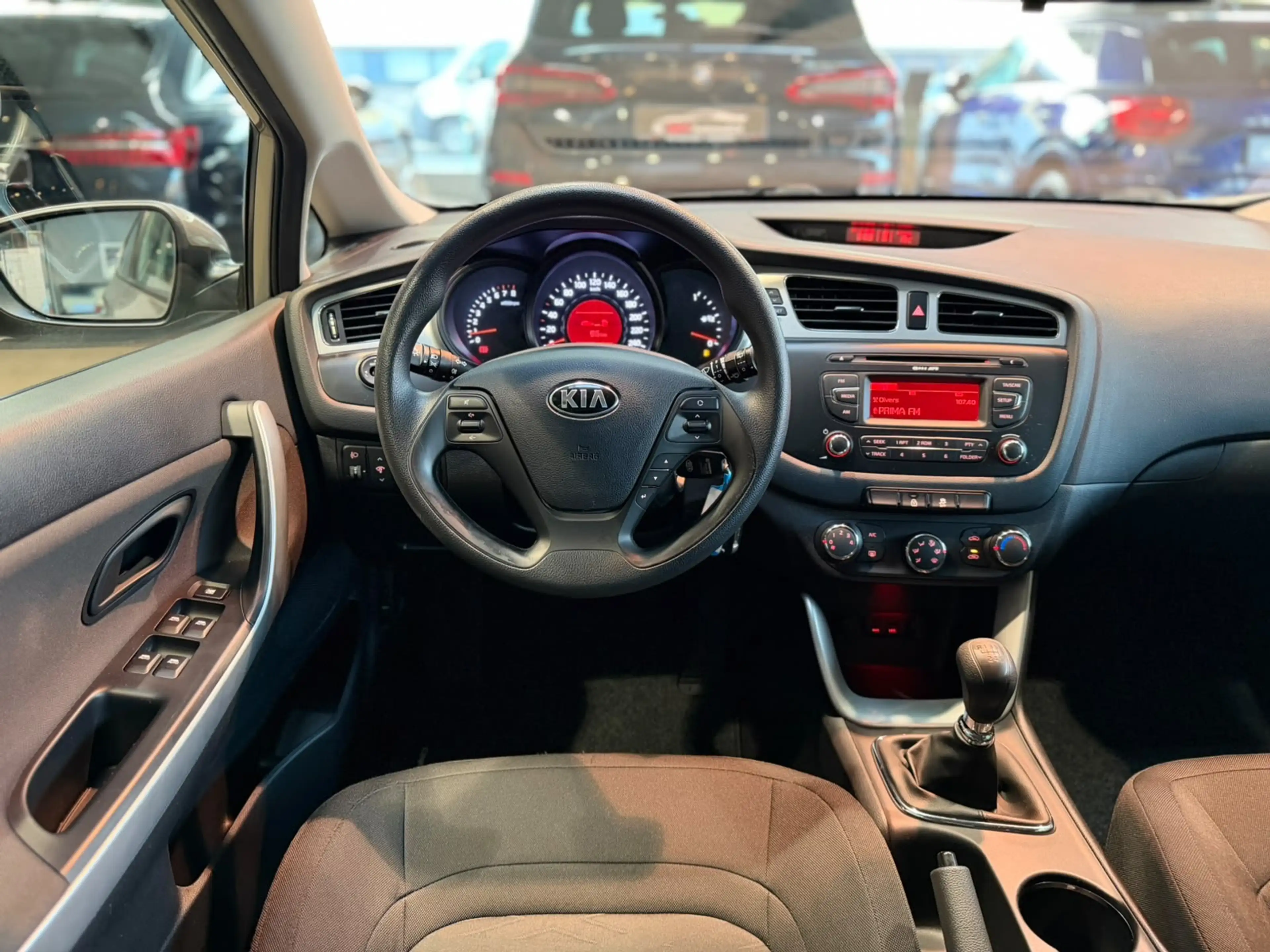 Kia Ceed / cee'd 1.4i Sense ISG * 43000kms * Clim — photo 10