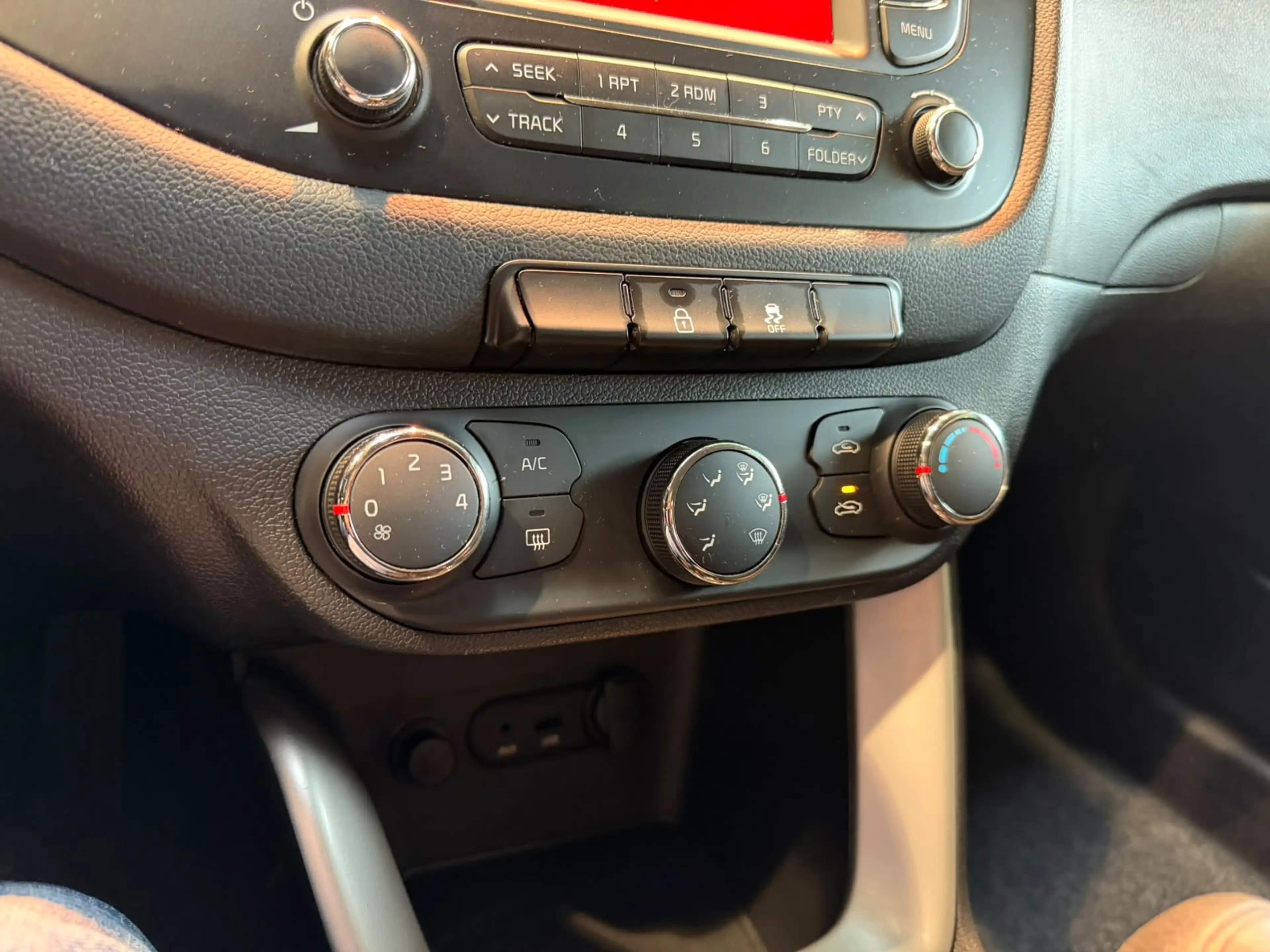 Kia Ceed / cee'd 1.4i Sense ISG * 43000kms * Clim — photo 15