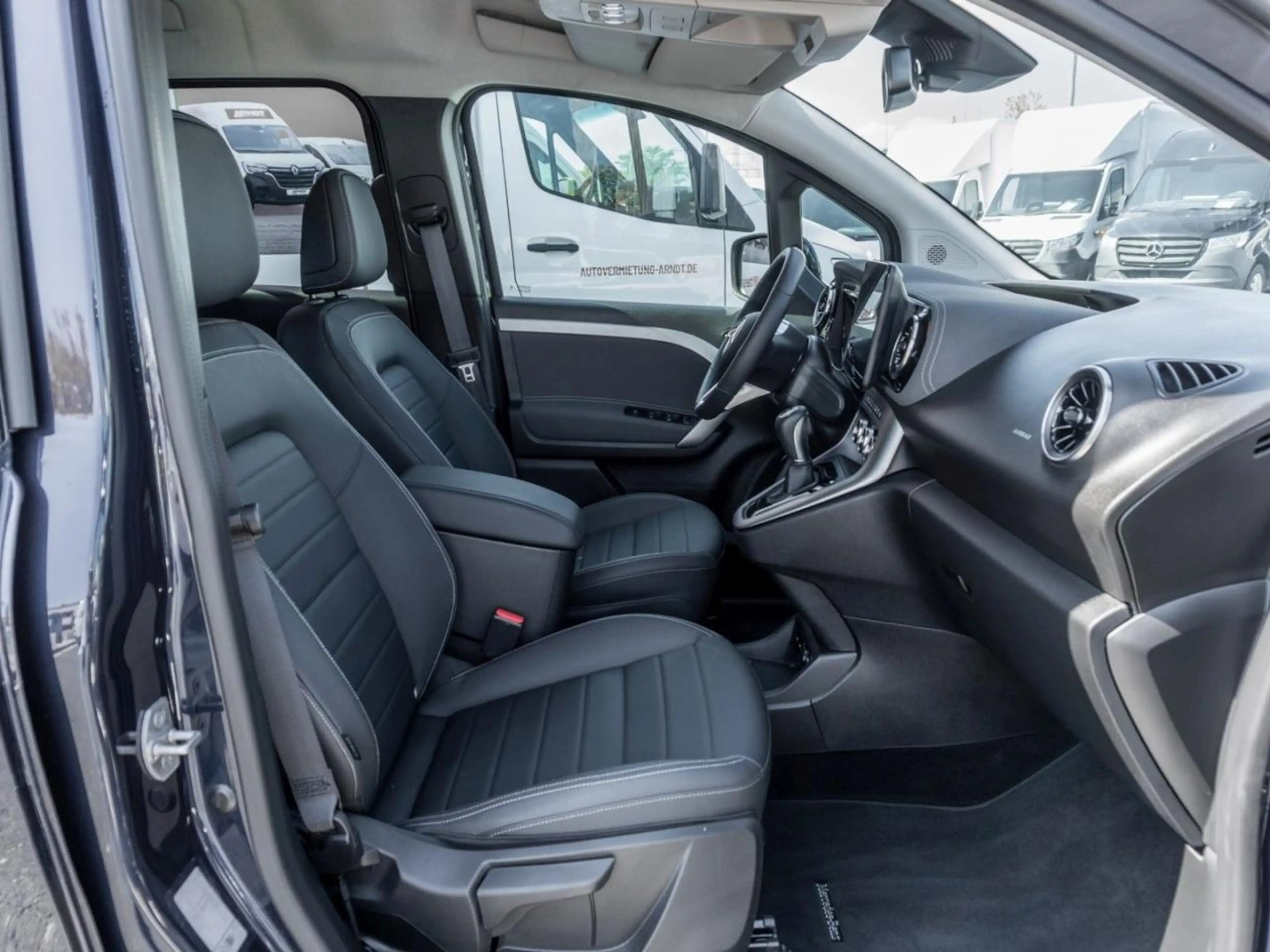 Mercedes-Benz T-Class T 180 d Standard Progressive Navi Kamera AHK — photo 9