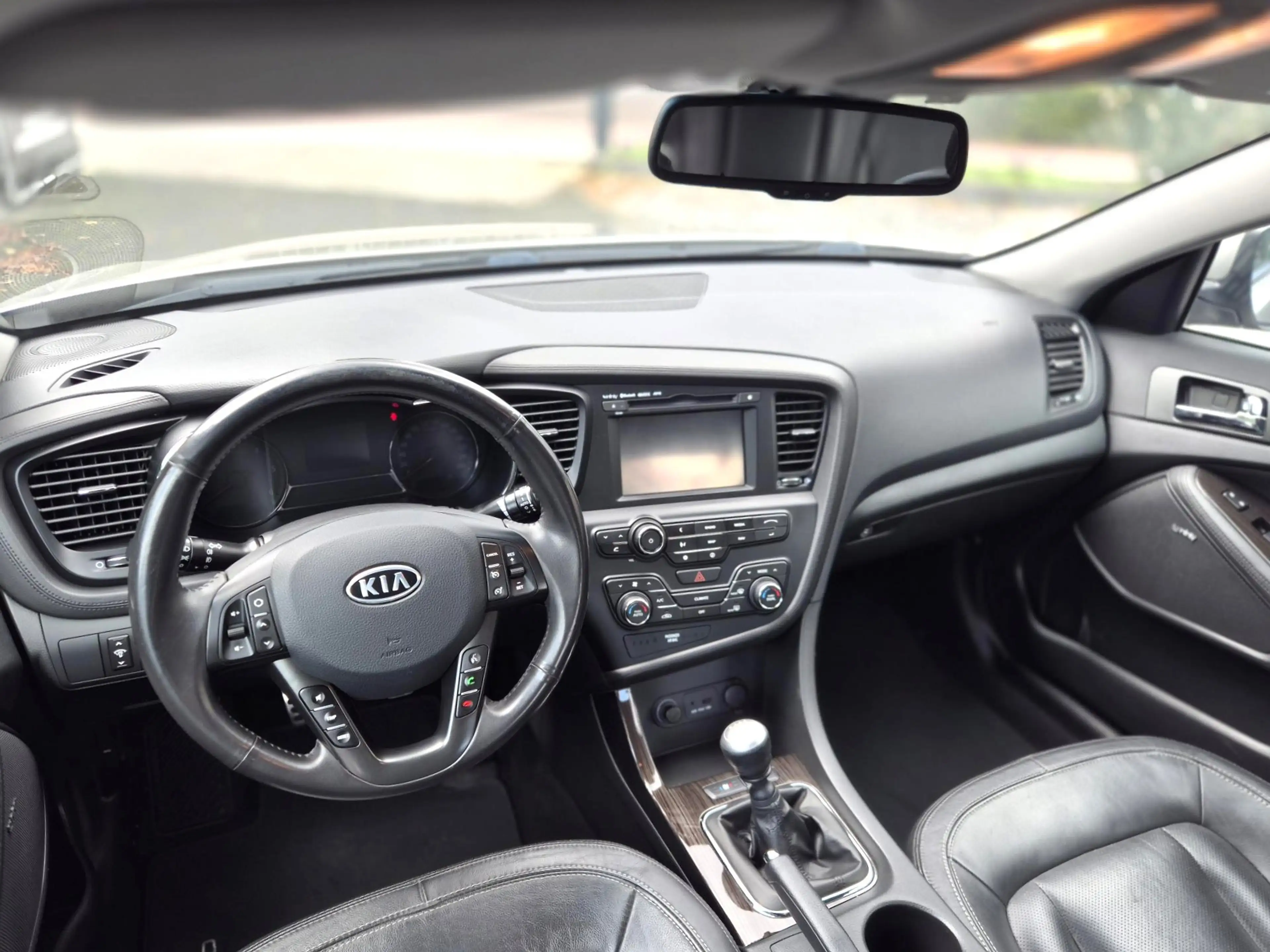 Kia Optima 1.7 CRDi Super Pack Navi Clima Cruise Leder — photo 15