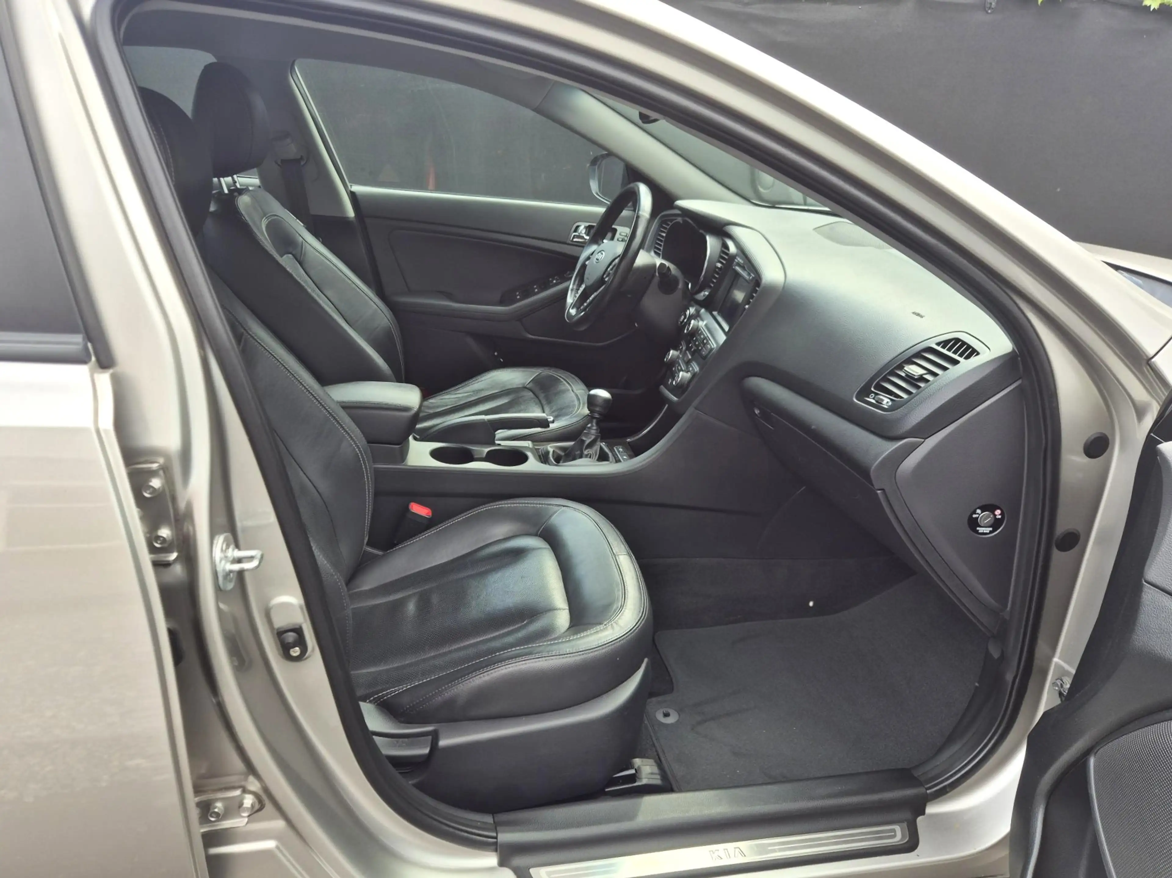 Kia Optima 1.7 CRDi Super Pack Navi Clima Cruise Leder — photo 10