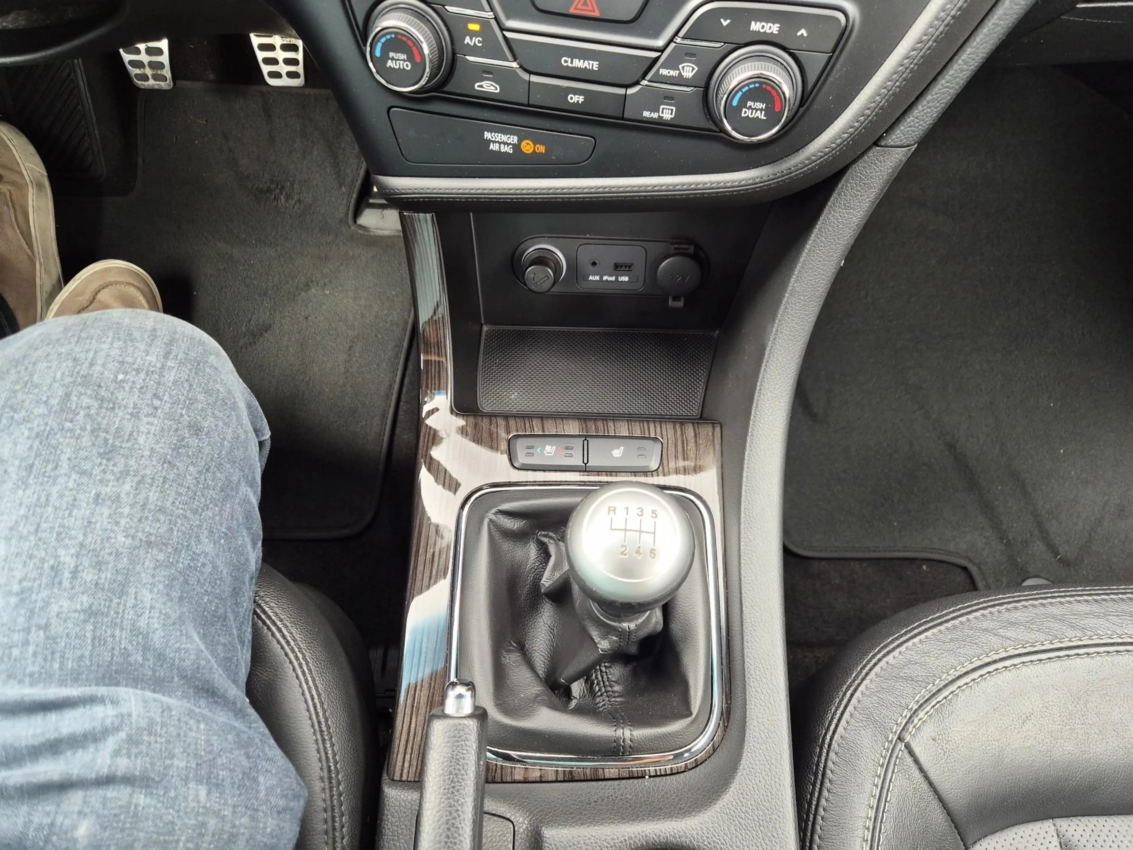 Kia Optima 1.7 CRDi Super Pack Navi Clima Cruise Leder — photo 22