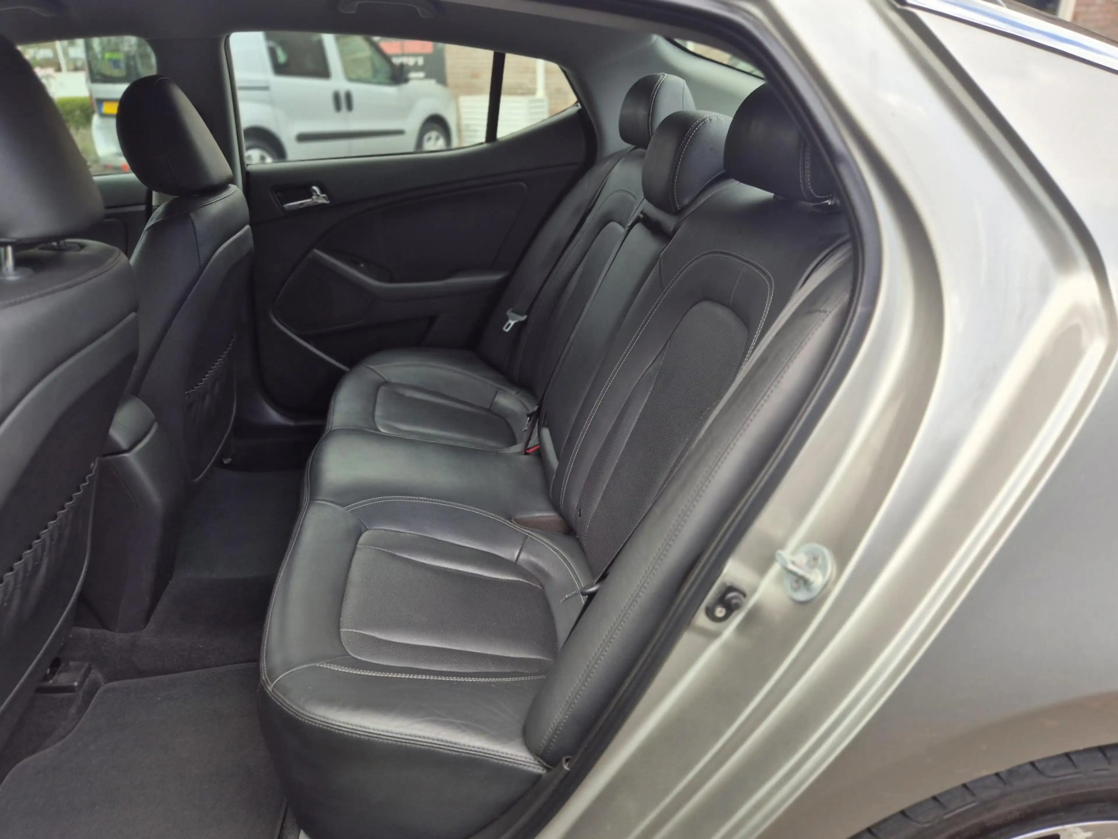 Kia Optima 1.7 CRDi Super Pack Navi Clima Cruise Leder — photo 13