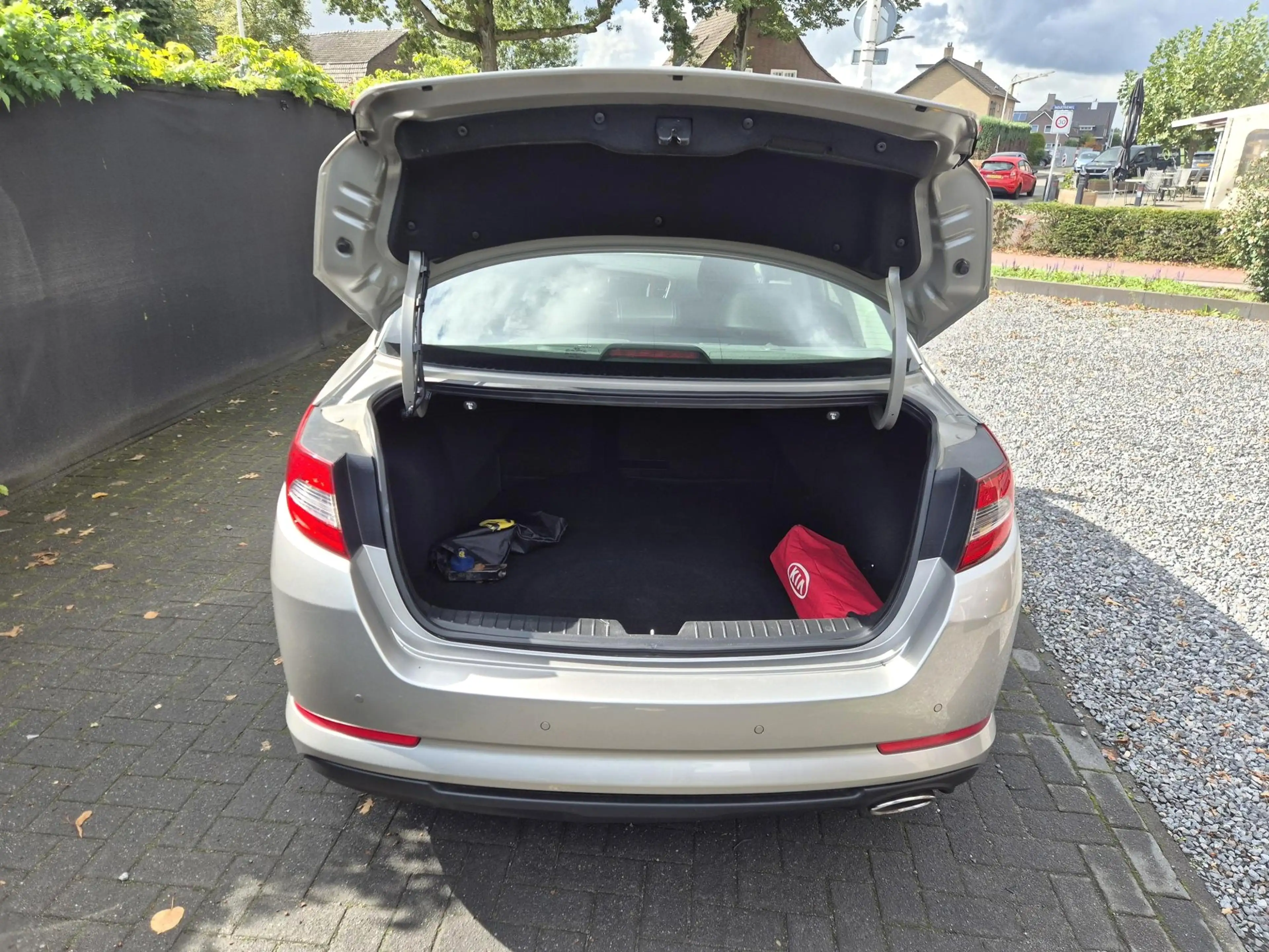 Kia Optima 1.7 CRDi Super Pack Navi Clima Cruise Leder — photo 8