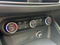 Alfa Romeo Stelvio 2.0 Gasolina 206kW (280CV)  Q4 Veloce Negro - thumbnail 27