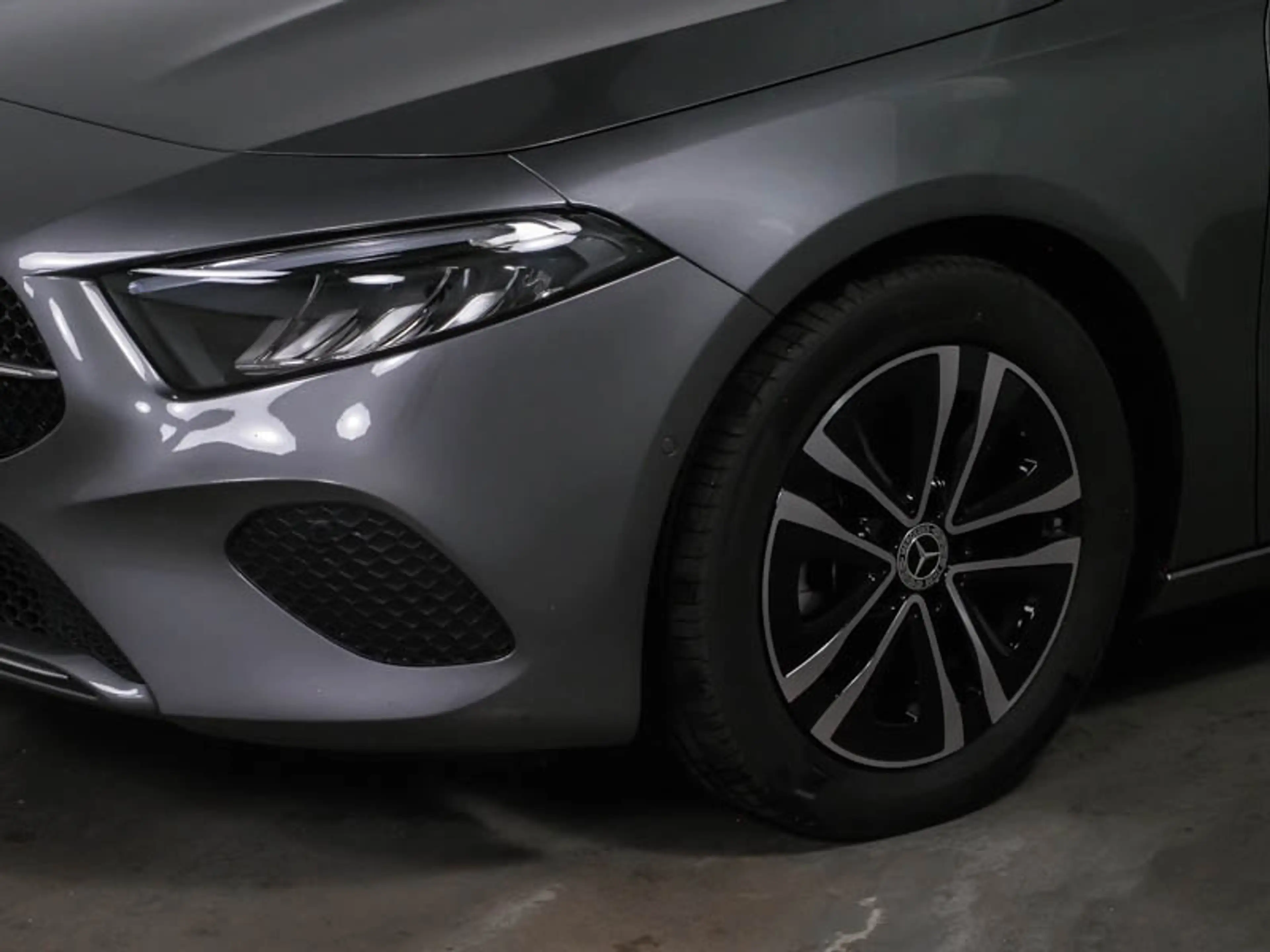 Mercedes-Benz A 180 Progressive/LED/Cam/Stdhz/Fahrassist/Sound — photo 4
