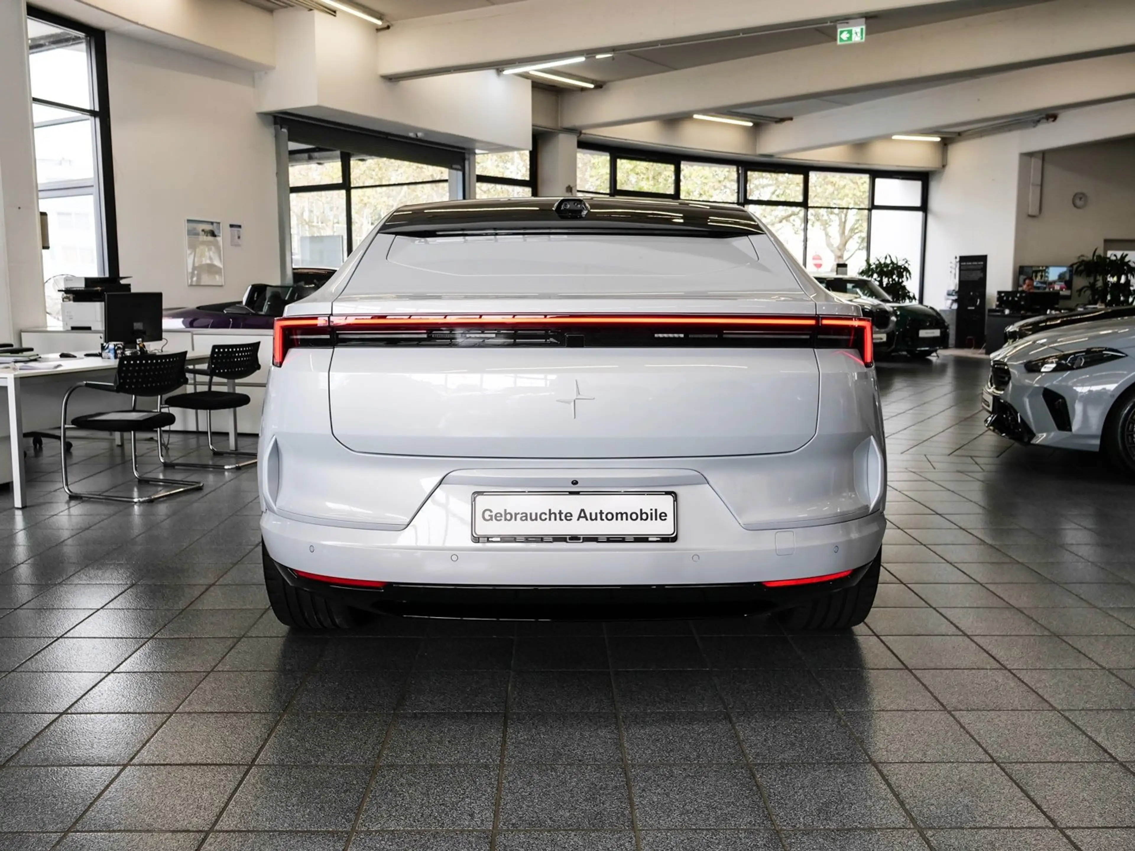 Polestar 4 Polestar 4 Dual Motor 100kWh Performance Plus — photo 5