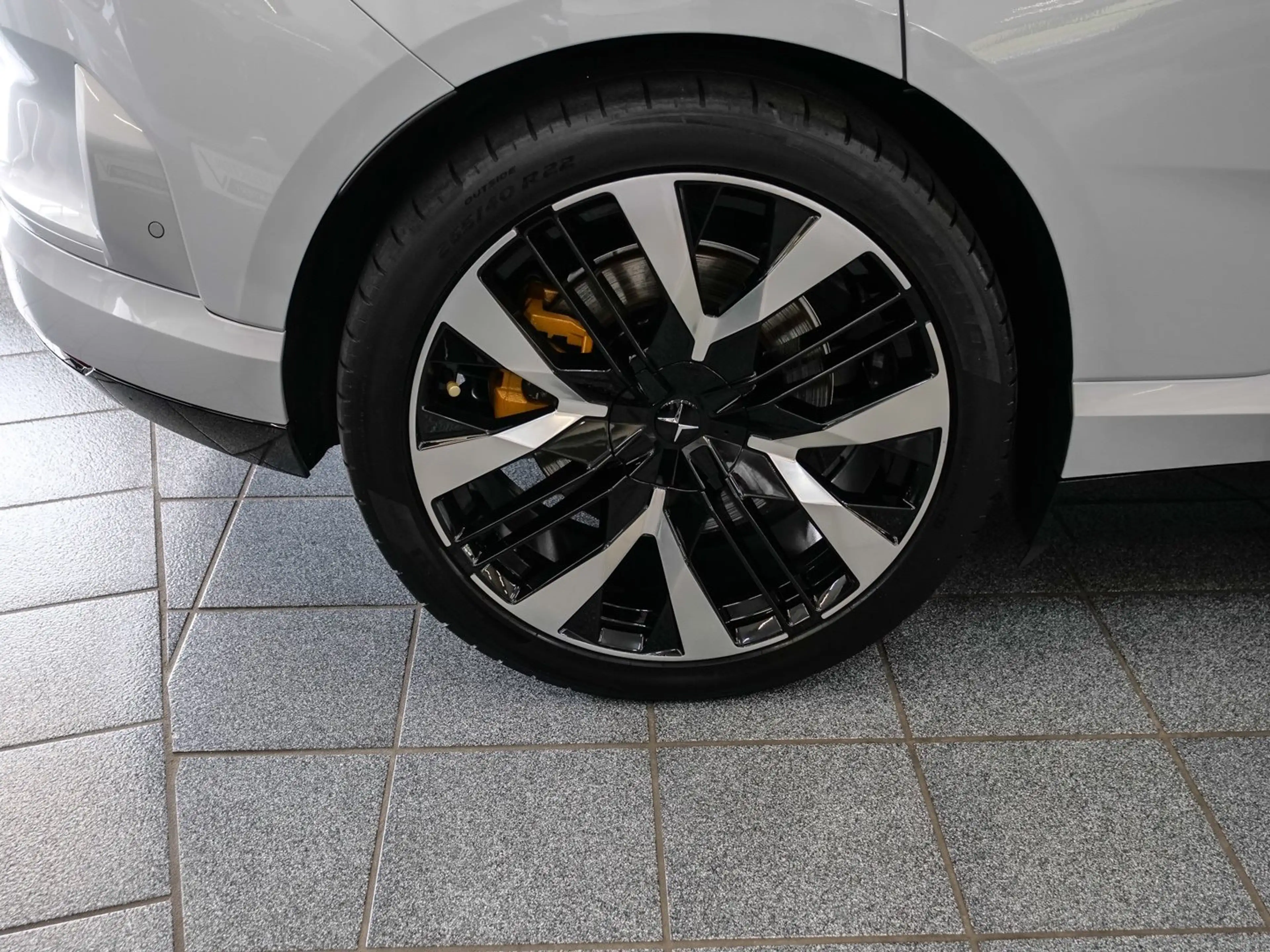 Polestar 4 Polestar 4 Dual Motor 100kWh Performance Plus — photo 7