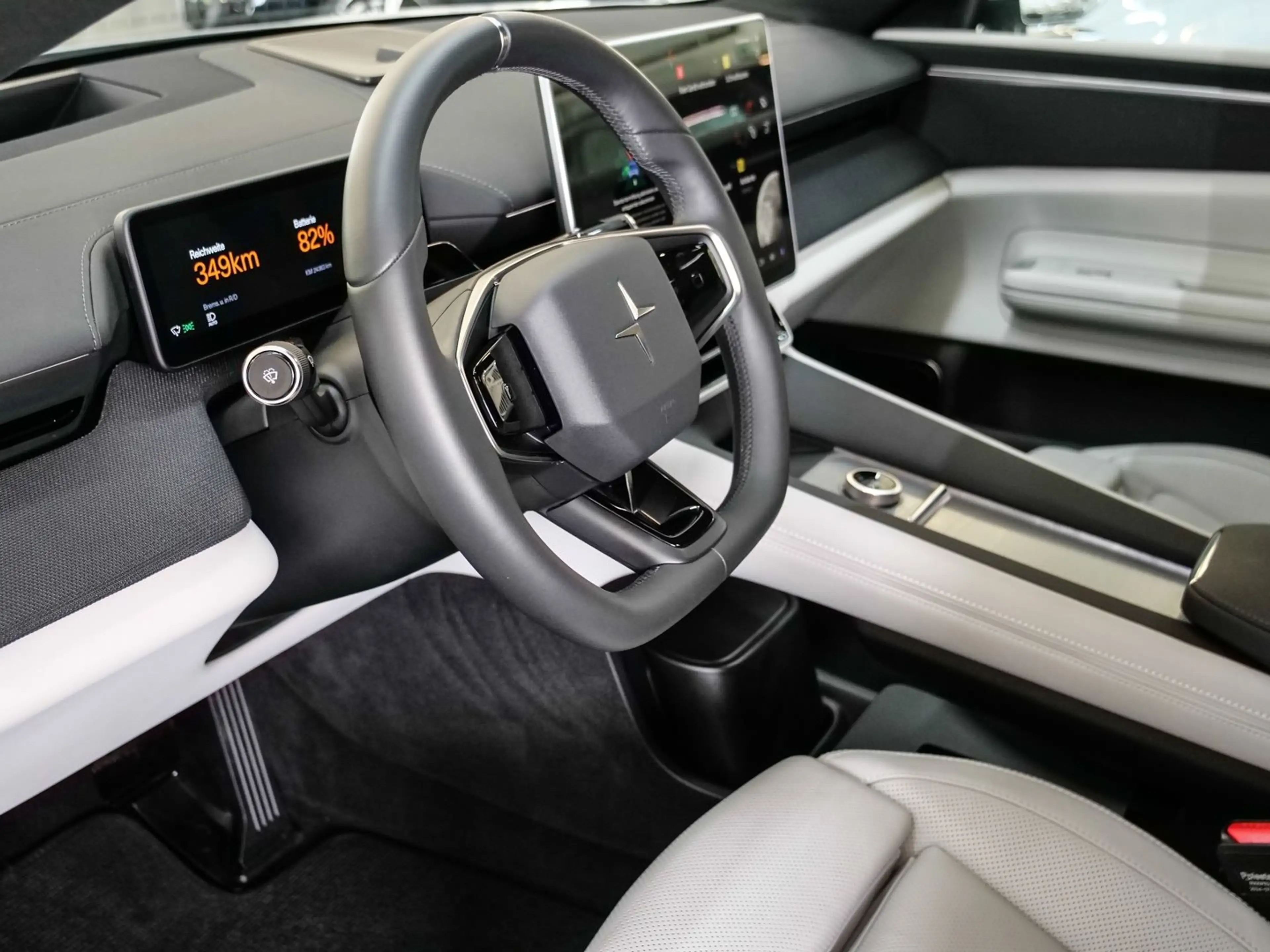 Polestar 4 Polestar 4 Dual Motor 100kWh Performance Plus — photo 8