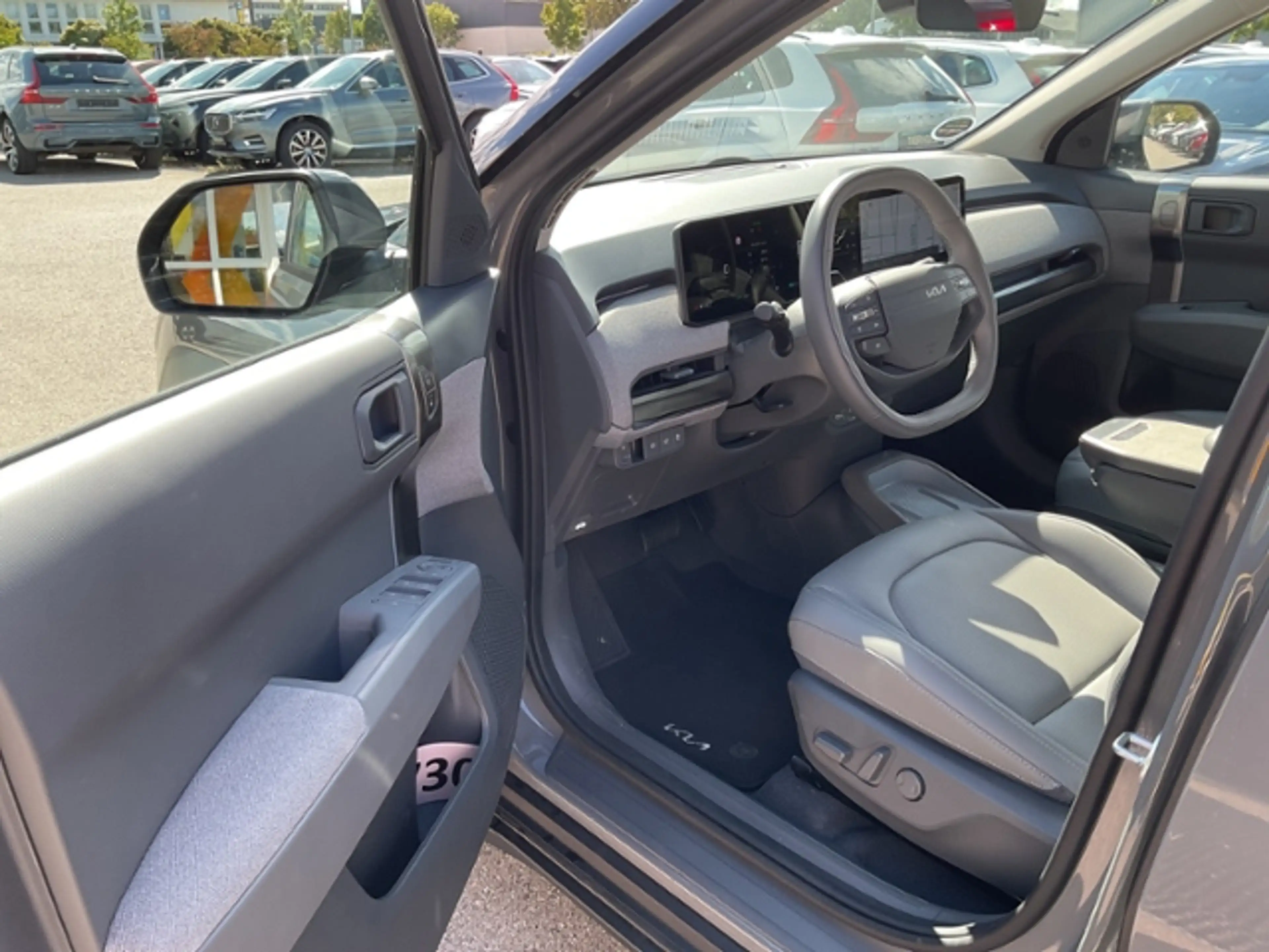 Kia EV3 EV3 FWD 58.3 EARTH WIC BUS UPG DWP — photo 15