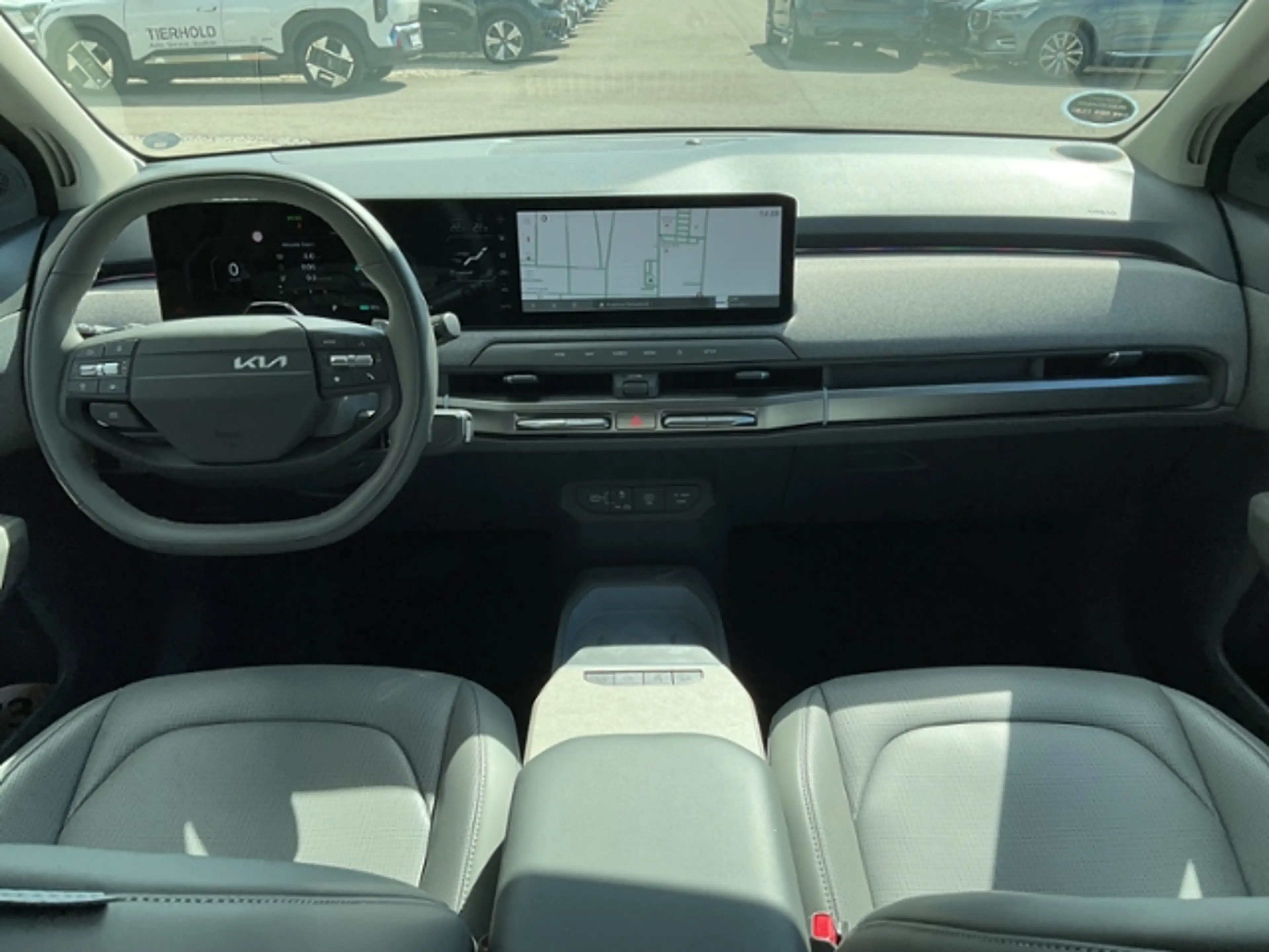 Kia EV3 EV3 FWD 58.3 EARTH WIC BUS UPG DWP — photo 3