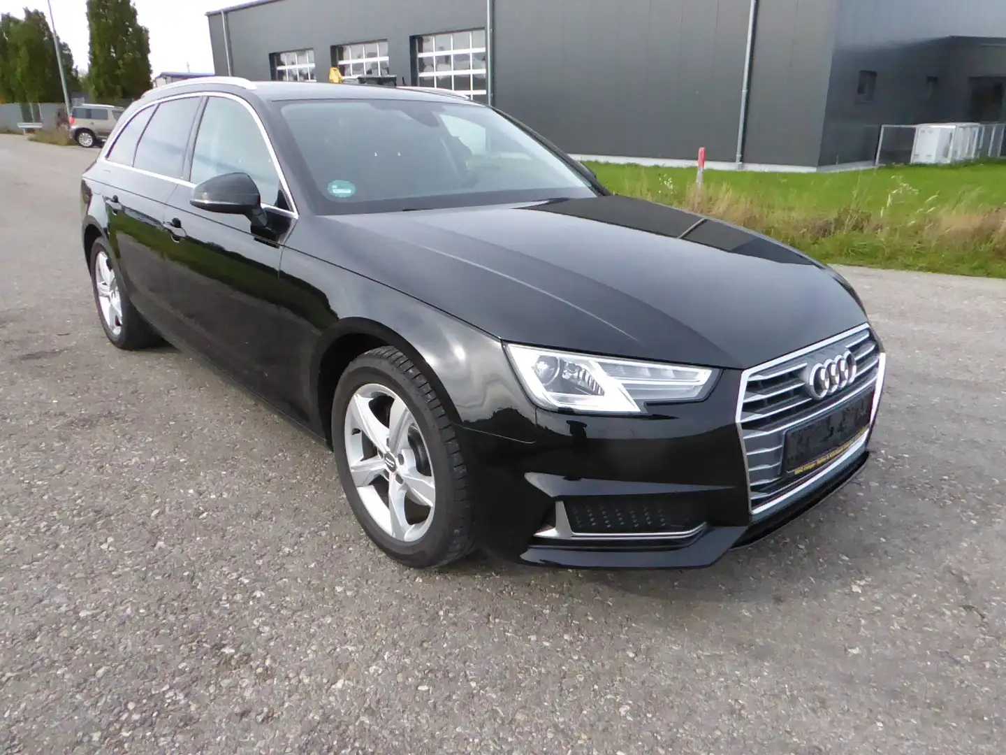 Audi A4 35 TDI sport,Klimaauto,SHZ,Mfl,Navi,DAB,Xenon,AHK Schwarz - 1