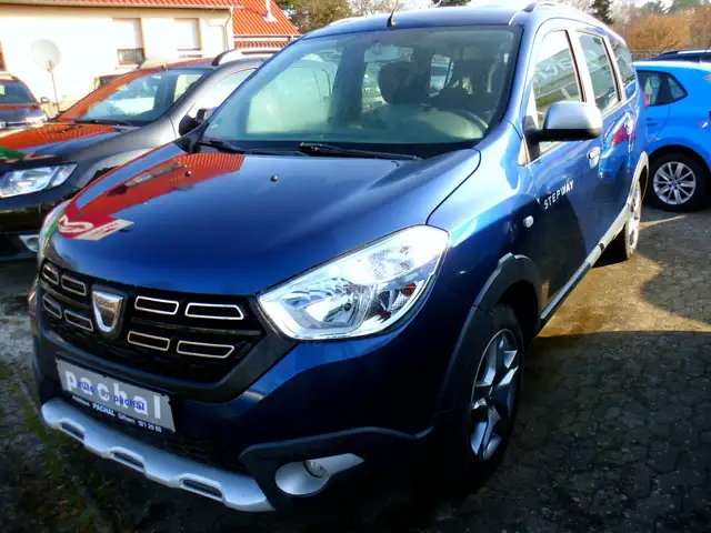 Dacia Lodgy Lodgy TCe 115 Stepway+AHK+NAVI+Rückfahrkamera