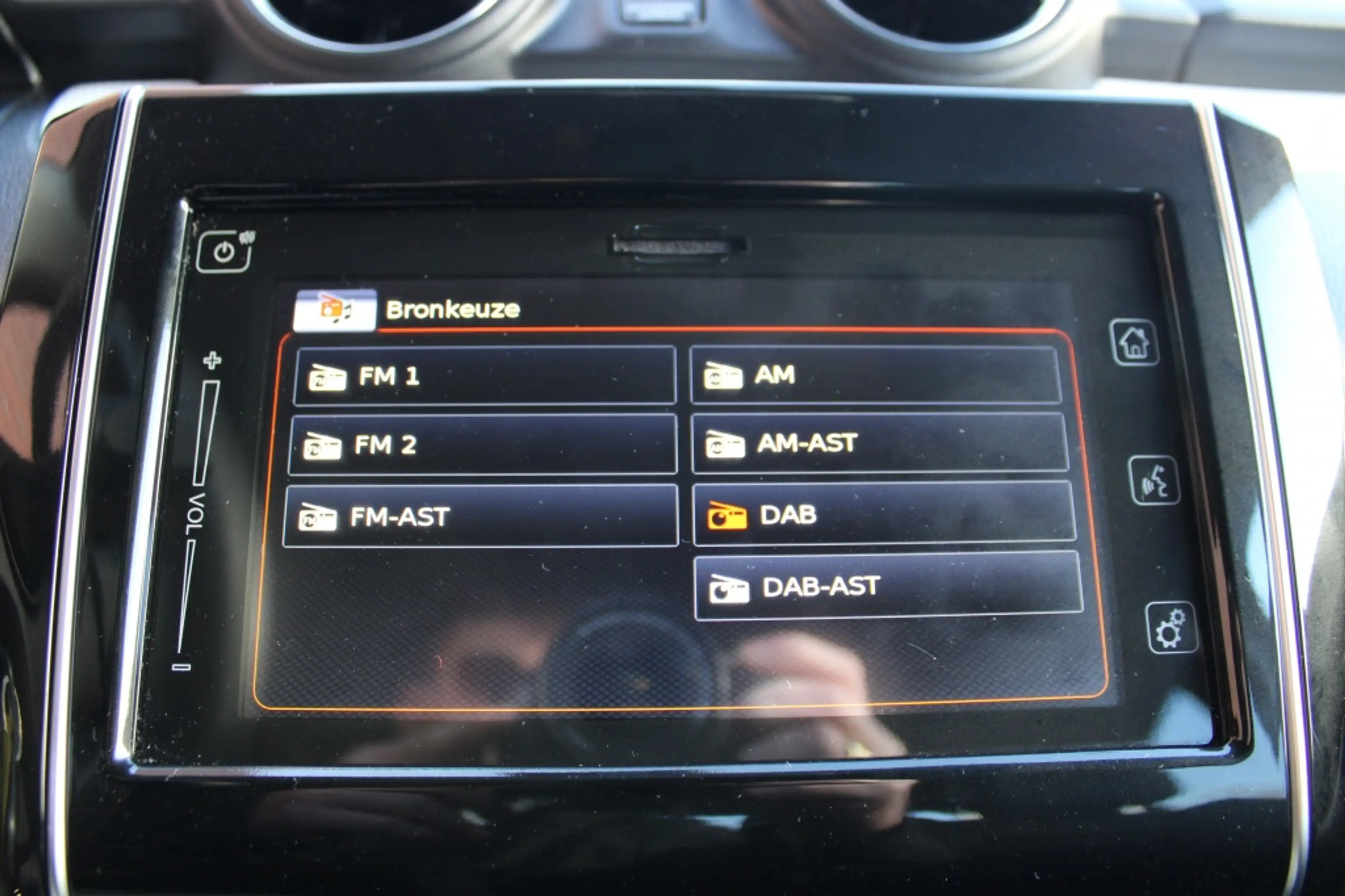 Suzuki Swift 1.2 Select Smart Hybrid Automaat — photo 18