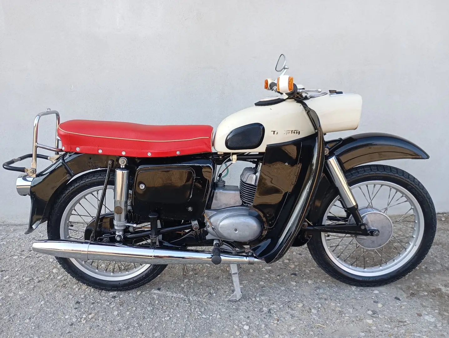 MZ ES 150 Trophy Originalzustand Knieblech Patina! Black - 1
