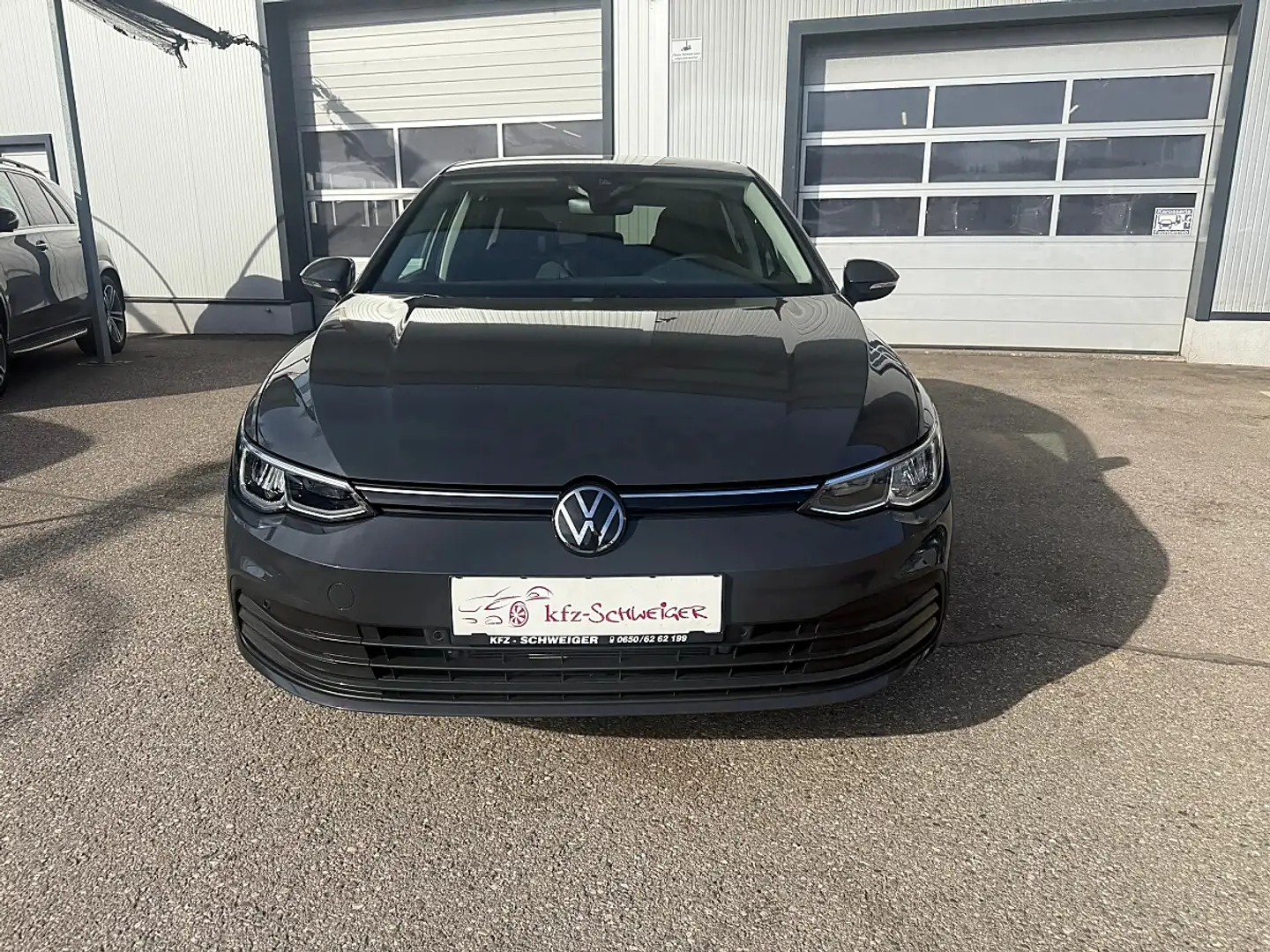 Volkswagen Golf Life 1,0 TSI Grau - 2