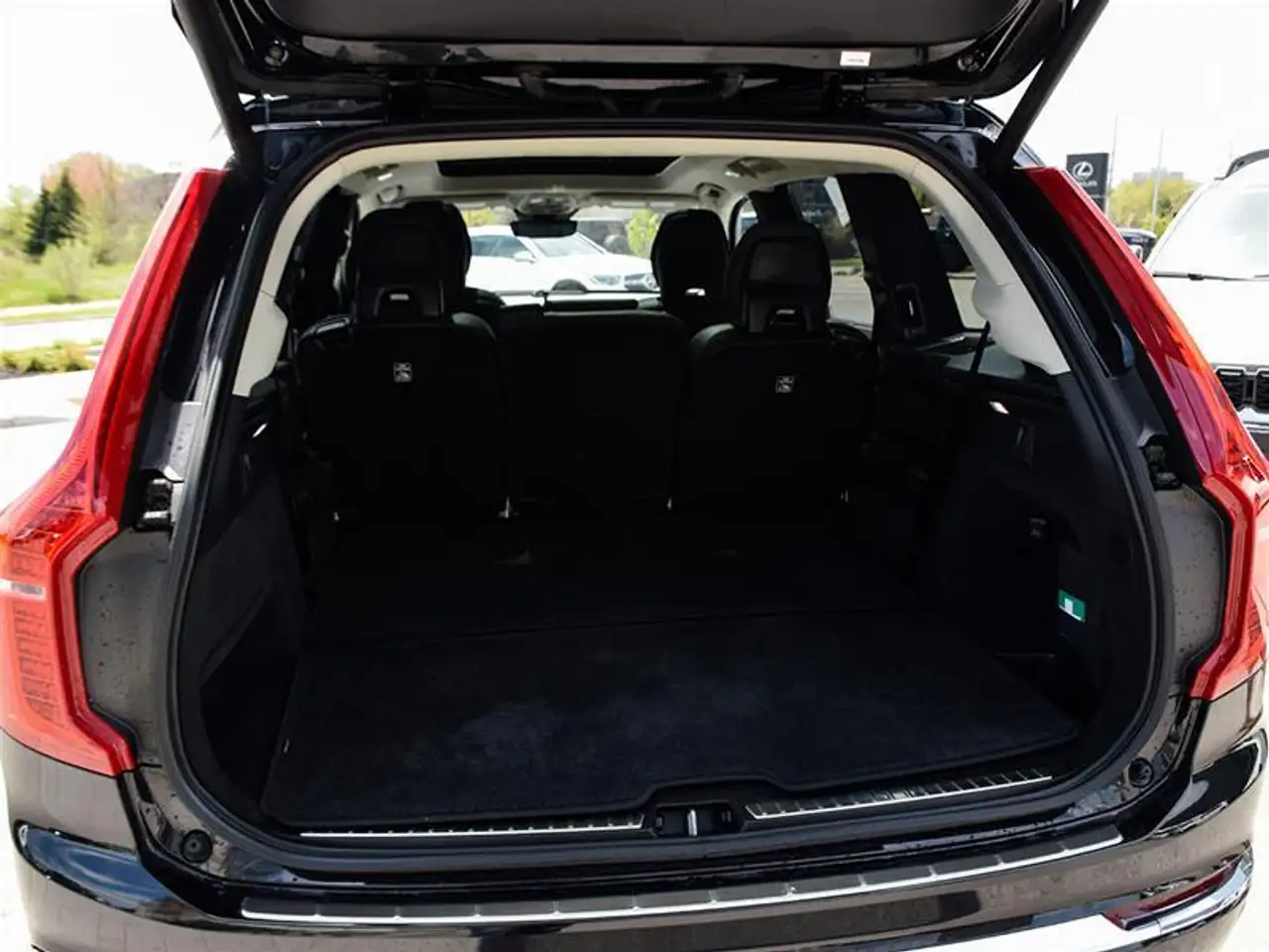 Volvo XC90 снимка Volvo XC90