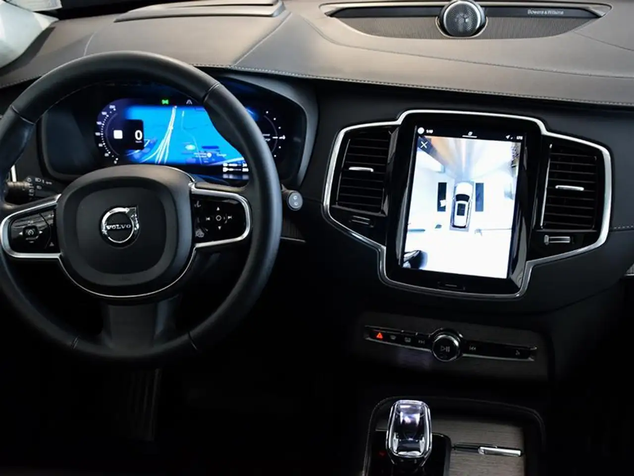 Volvo XC90 снимка Volvo XC90