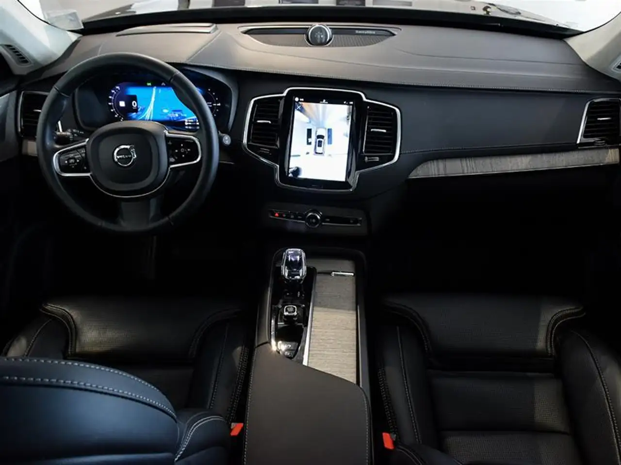 Volvo XC90 снимка Volvo XC90