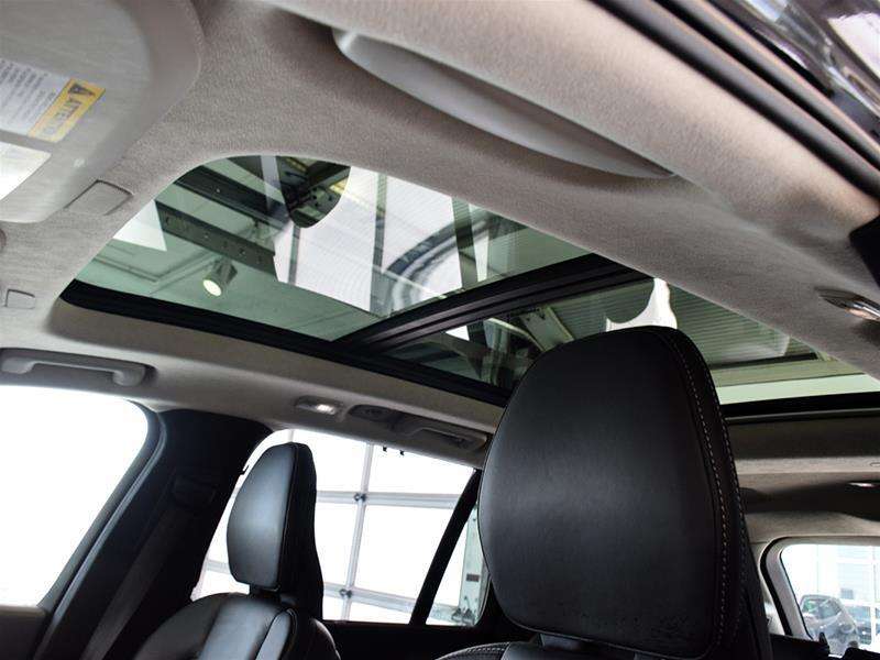 2024 Volvo XC90 T8 eAWD PHEV Ultimate Bright Theme 7-Seater thumb 12