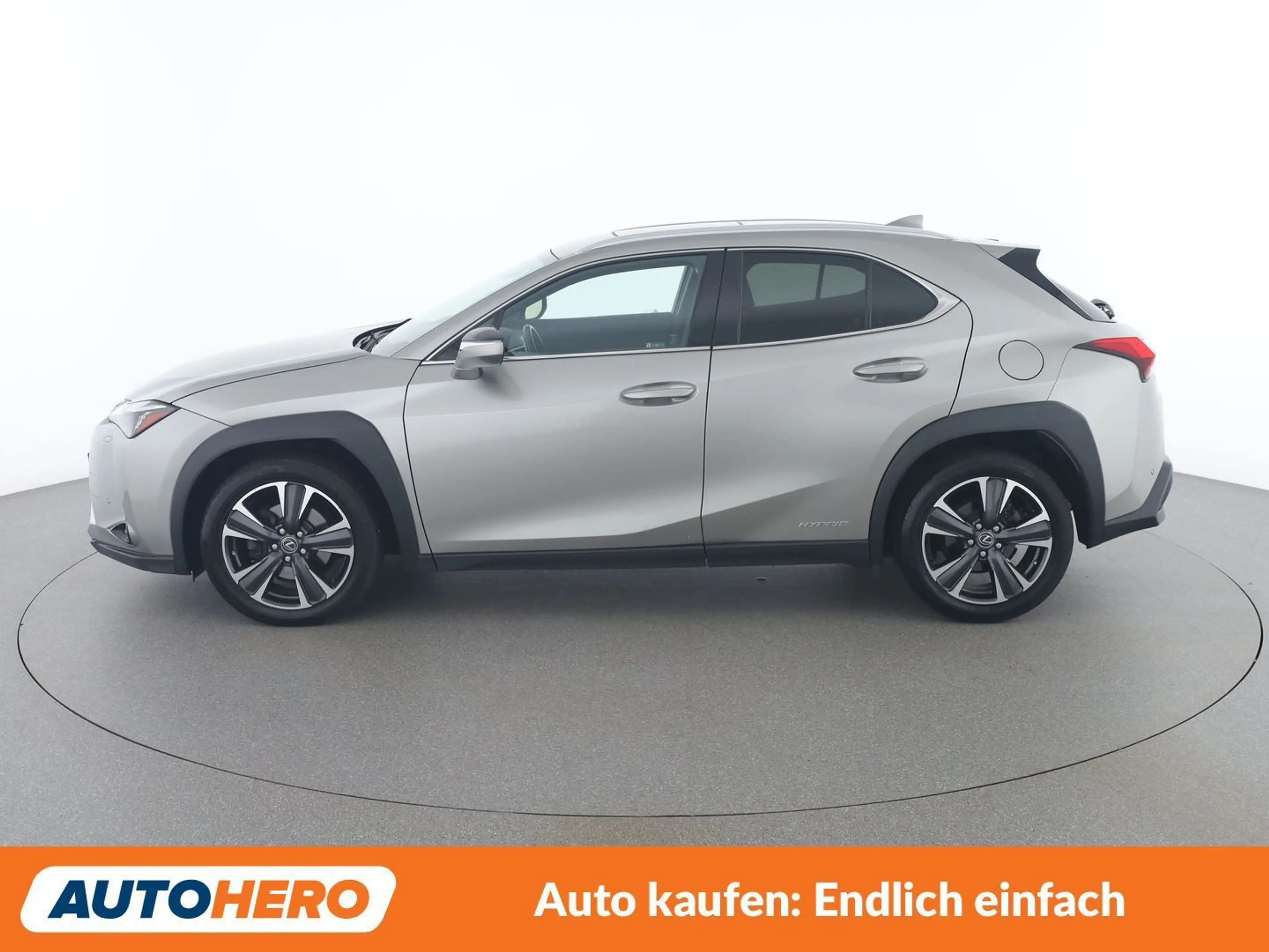 Lexus UX 250h UX 250h Executive Line — photo 3
