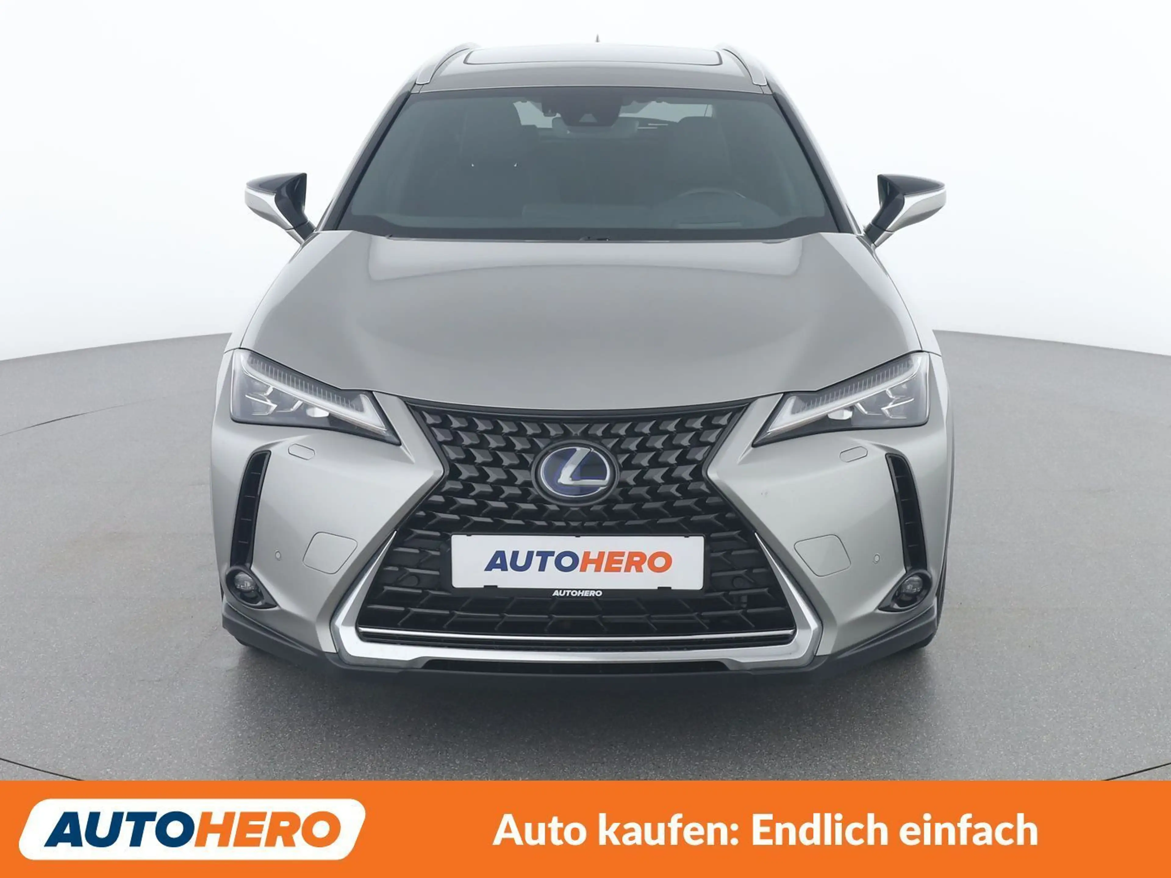Lexus UX 250h UX 250h Executive Line — photo 9