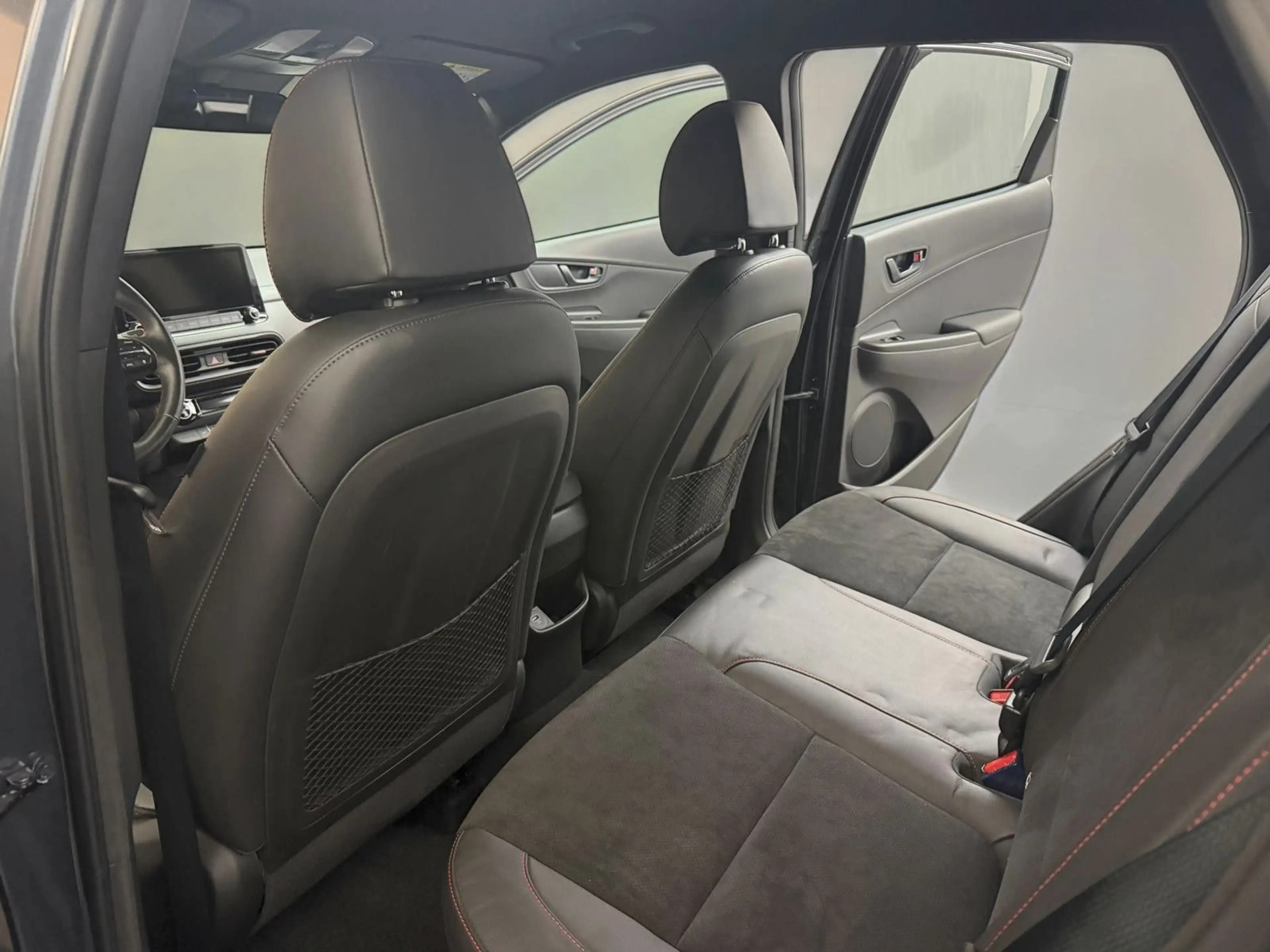 Hyundai KONA N Line 1.6T-GDI DCT*ASSISTENZ* — photo 13