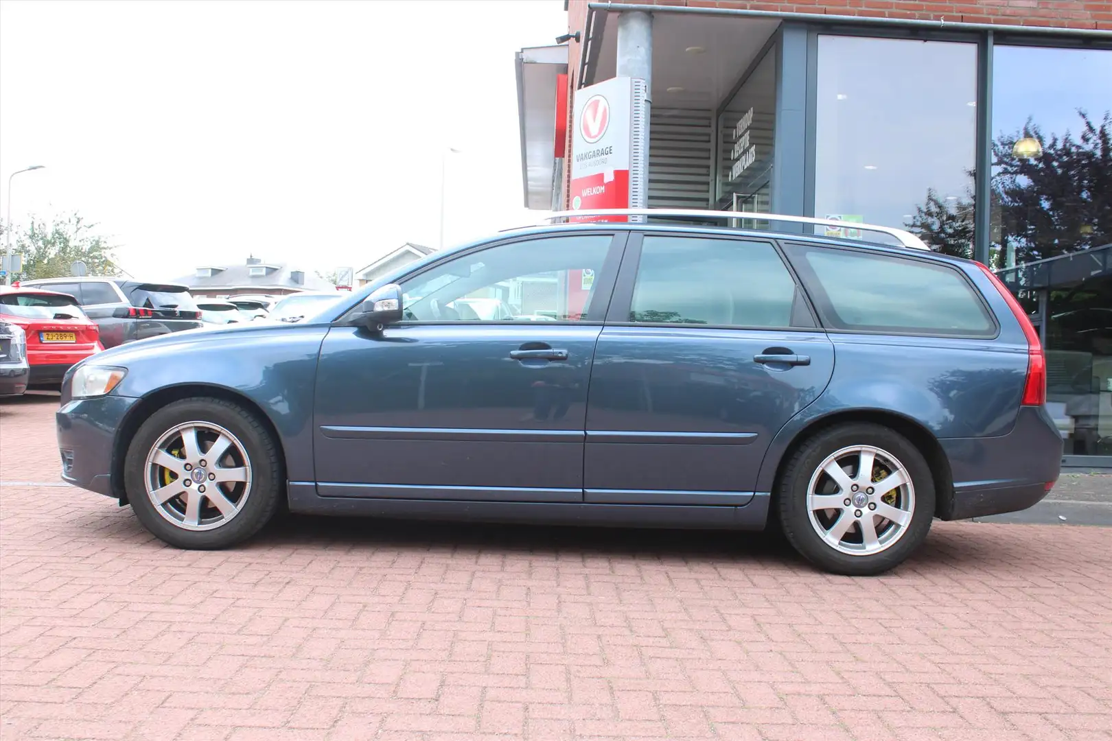 Volvo V50 1.6 *Summum* | Trekhaak | Schuifdak | Stoelverwarm Azul - 2