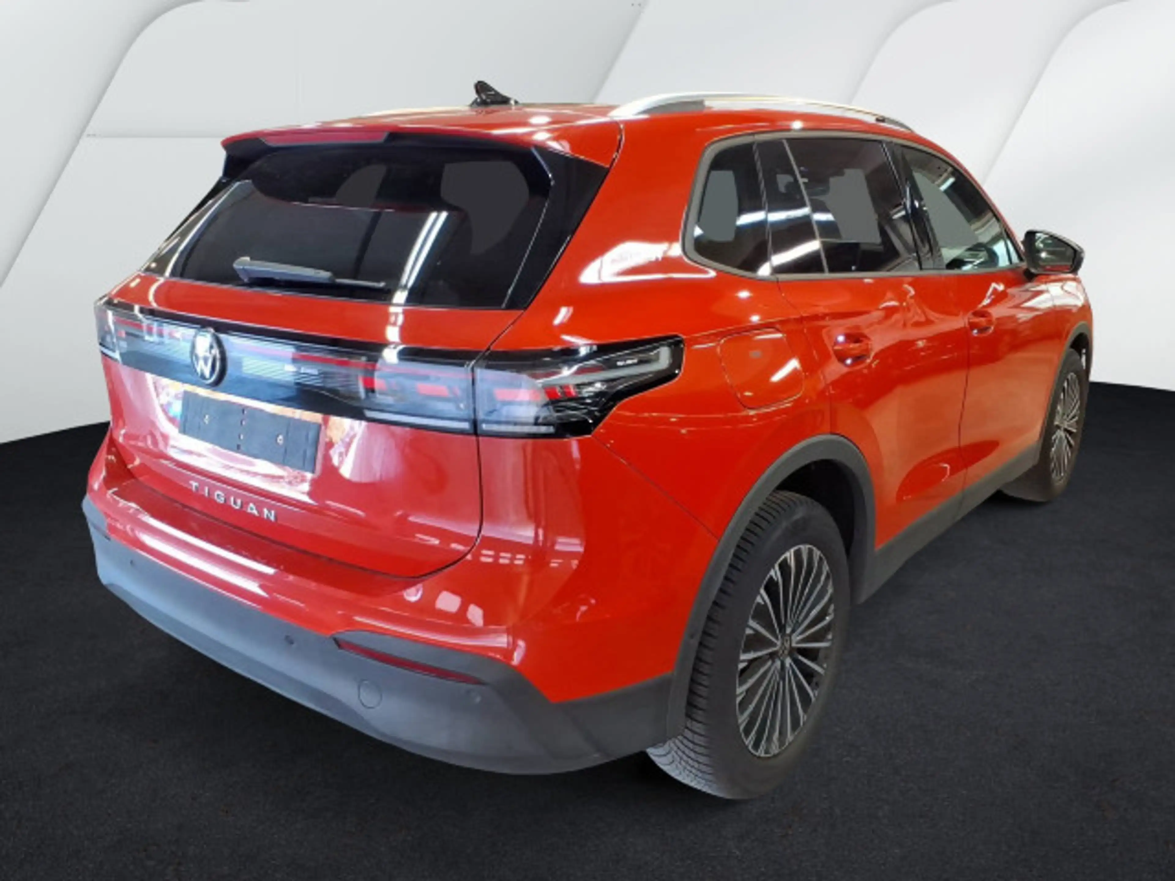 Volkswagen Tiguan Energy 2.0TDI LED Navi AHK 360°  ACC SHZ — photo 3