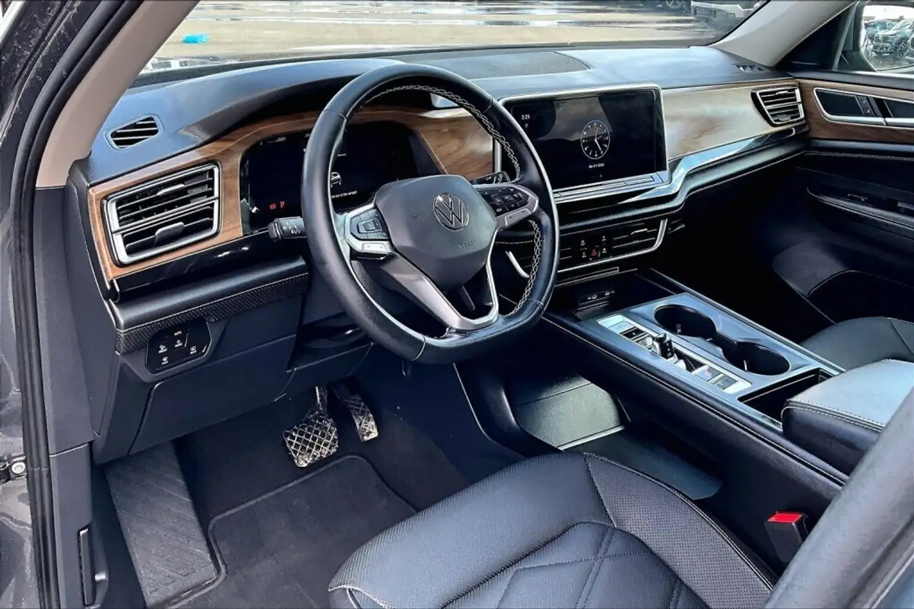 Volkswagen Atlas снимка Volkswagen Atlas