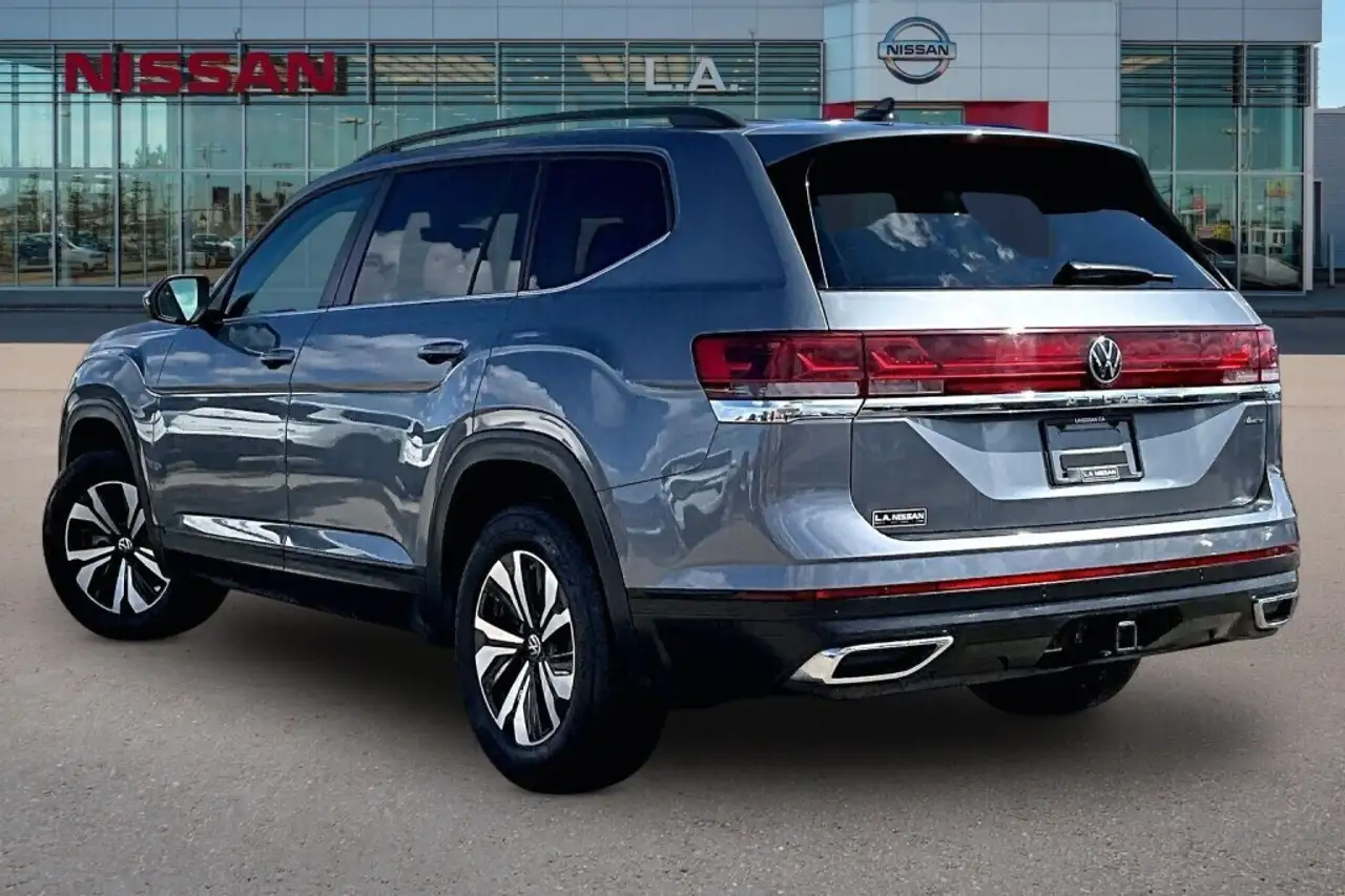 Volkswagen Atlas снимка Volkswagen Atlas