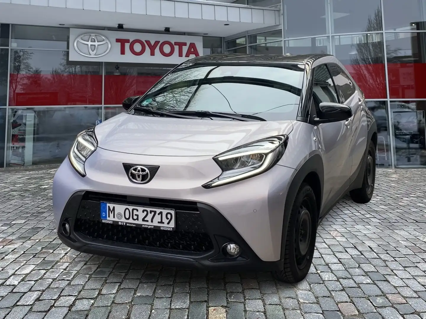 Toyota Aygo X 1,0 l JBL Edition CVT *Sondermodell* Argent - 1