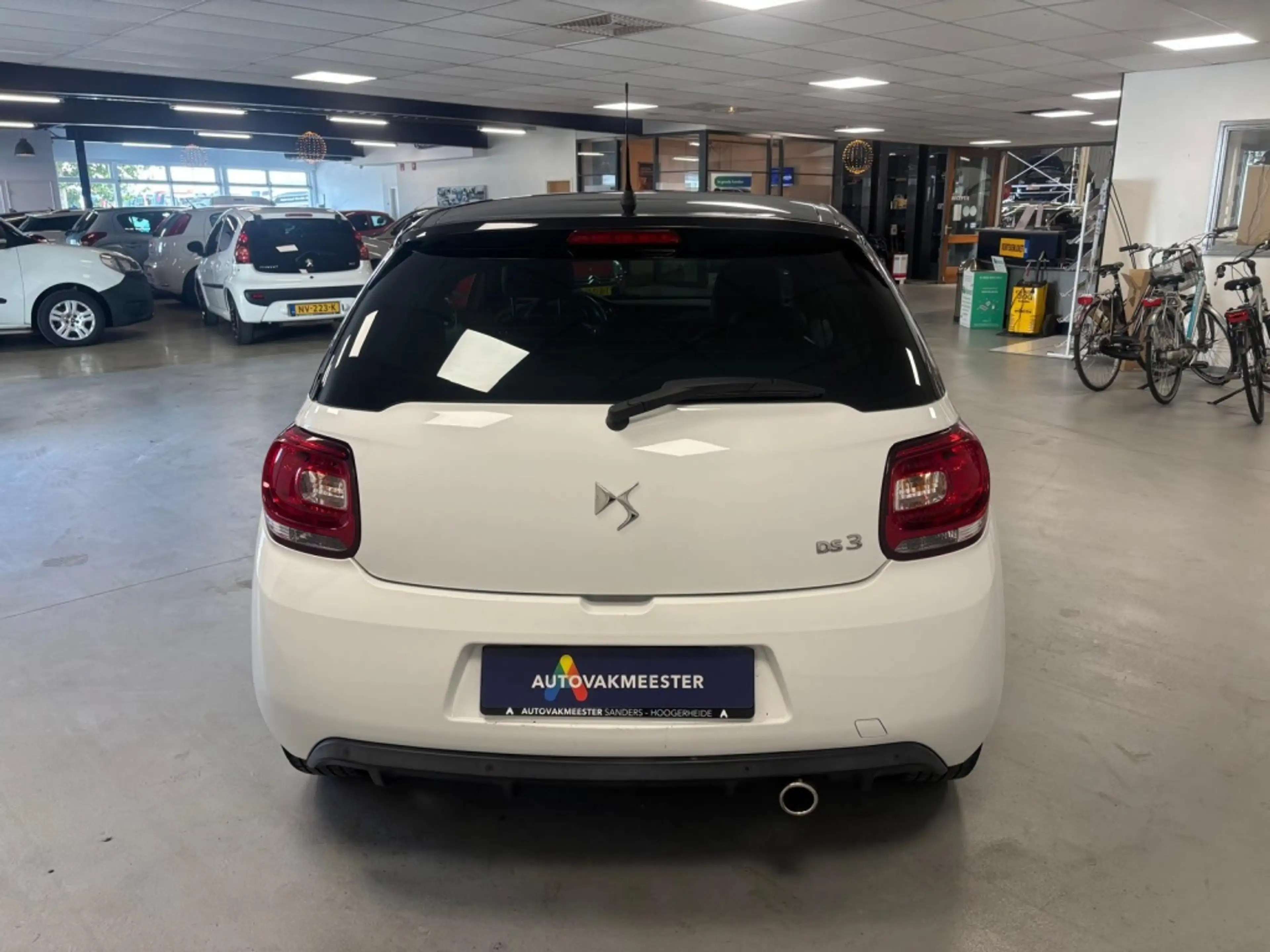 DS Automobiles DS 3 1.2 So Chic zwarte hemel/clima — photo 5