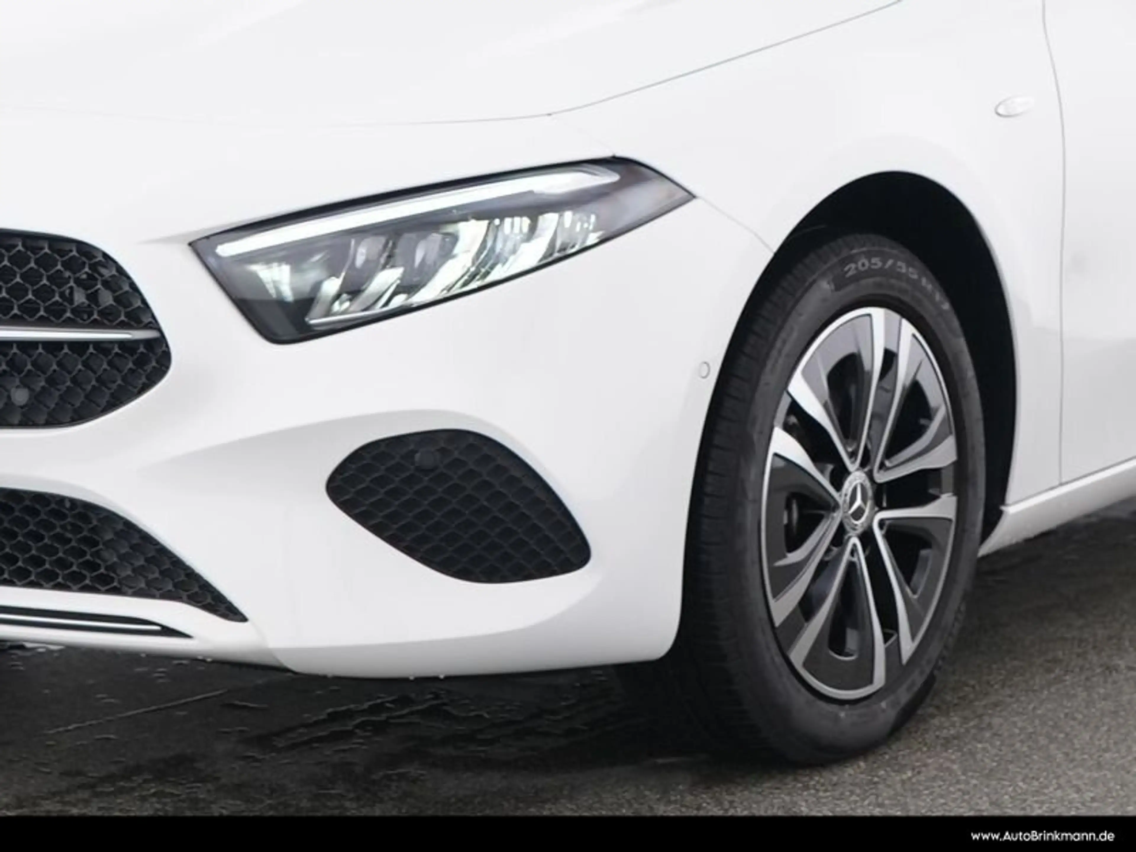 Mercedes-Benz A 250 A 250 e AHK/DISTRONIC/LED/KAMERA/SPURH/ADVANCED — photo 3