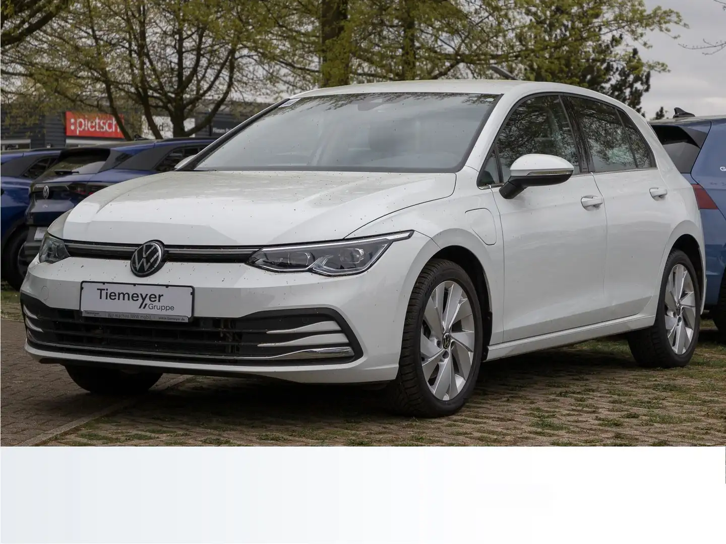 Volkswagen Golf 1.4 eHybrid STYLE IQ.LIGHT SITZHZ APP-CONNE Bianco - 2