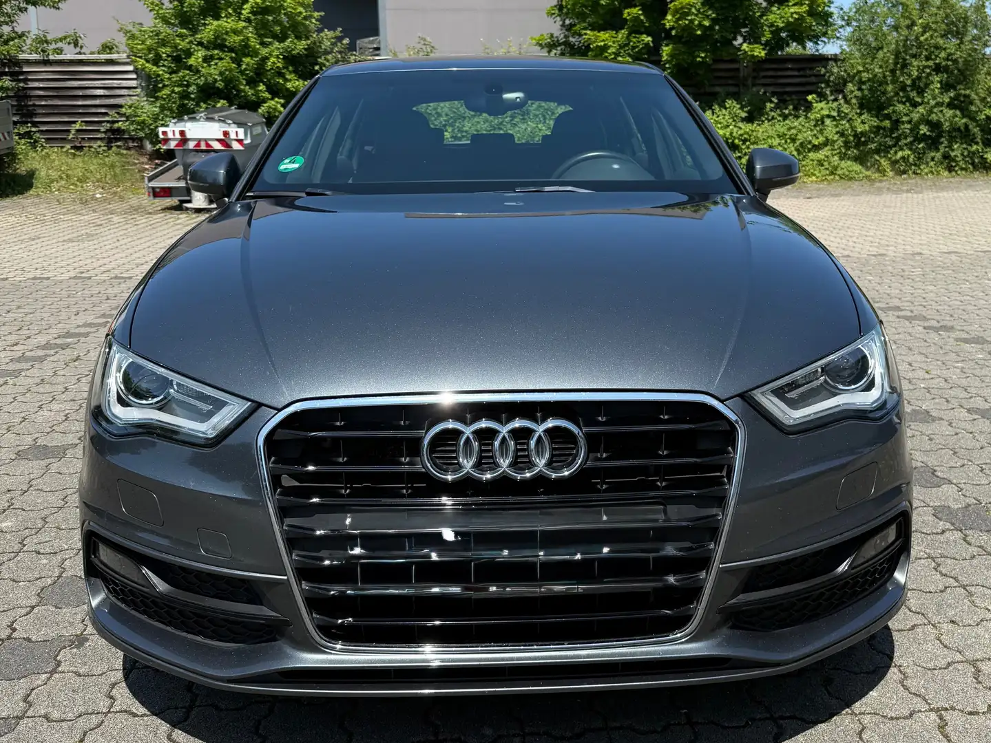 Audi A3 A3 Sportback Diesel 2.0 TDI Sportback S line Sport Grau - 2