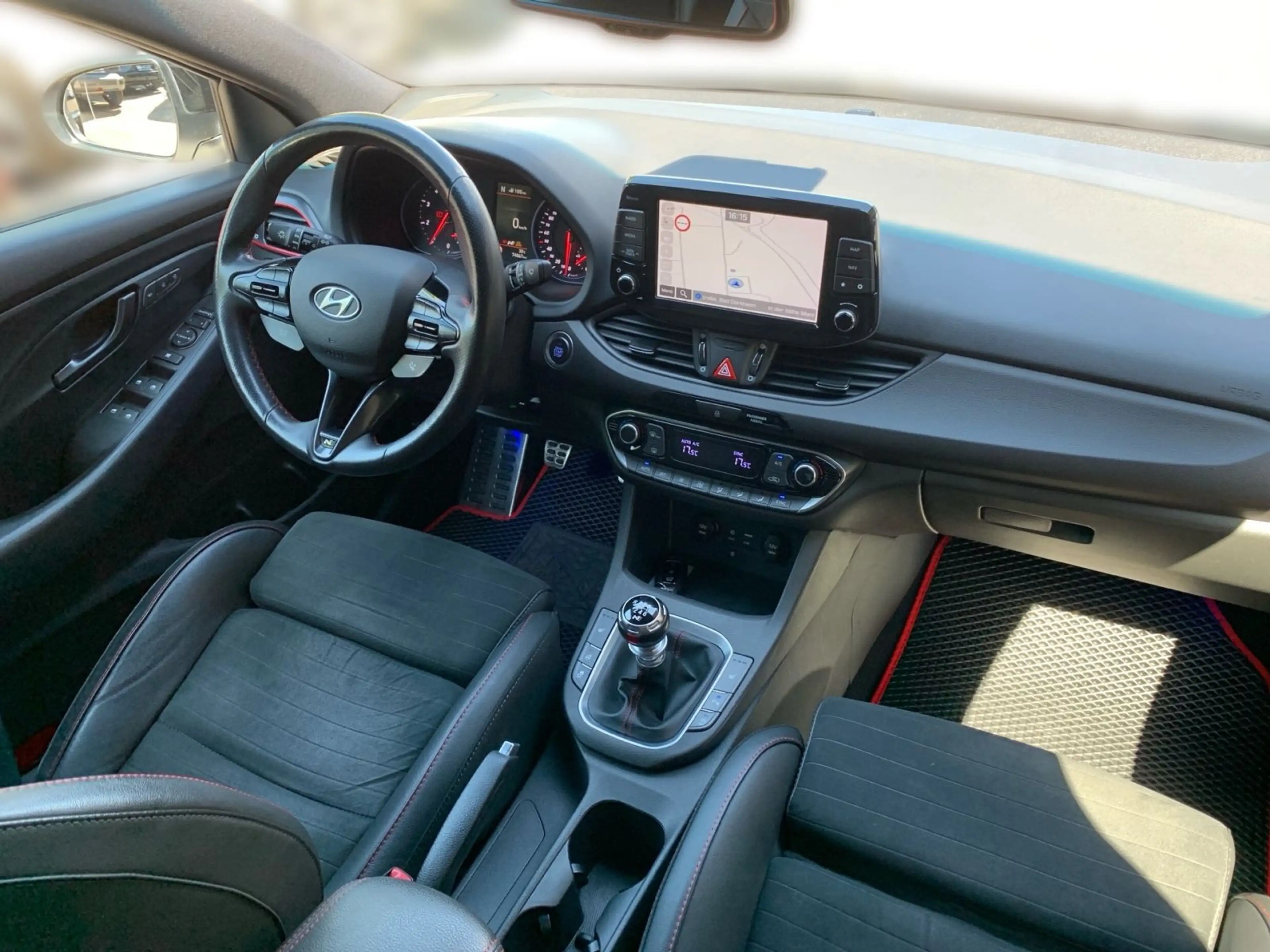 Hyundai i30 Fastback 2.0 T-GDI N Performance — photo 26